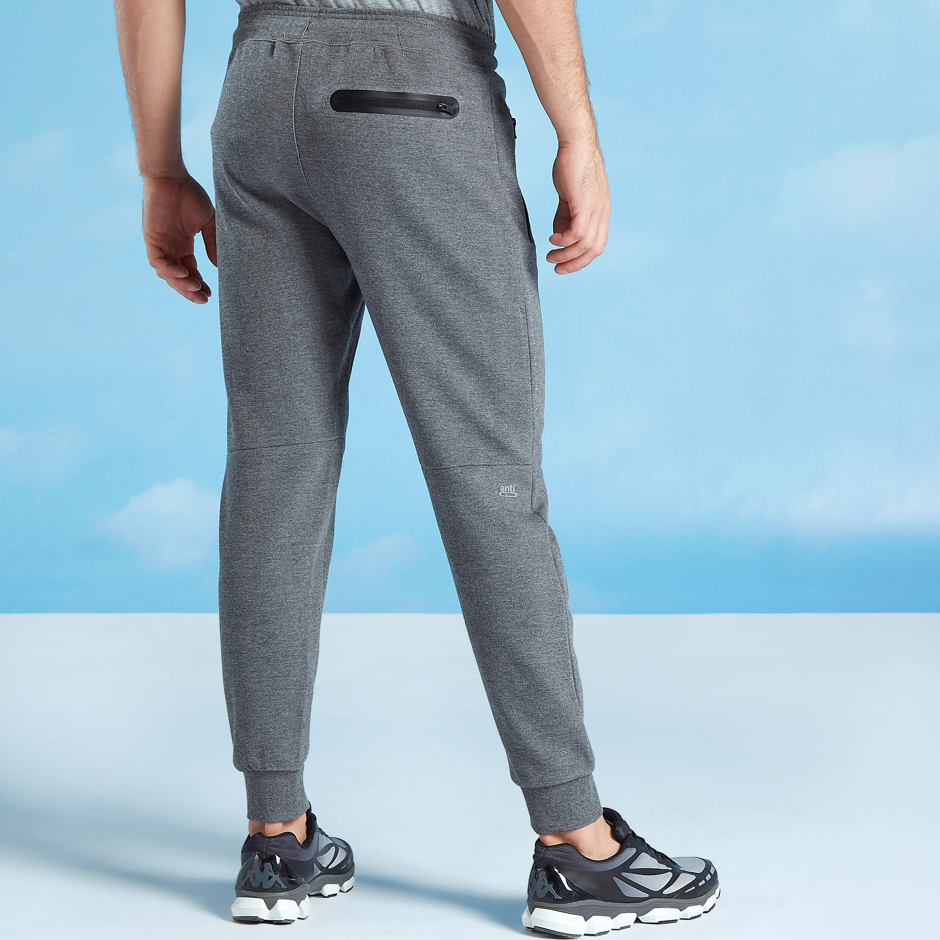 بنطلون رياضي سادة برباط وسحّاب-men-clothing-sportswearandactivewear-bottoms-image-4