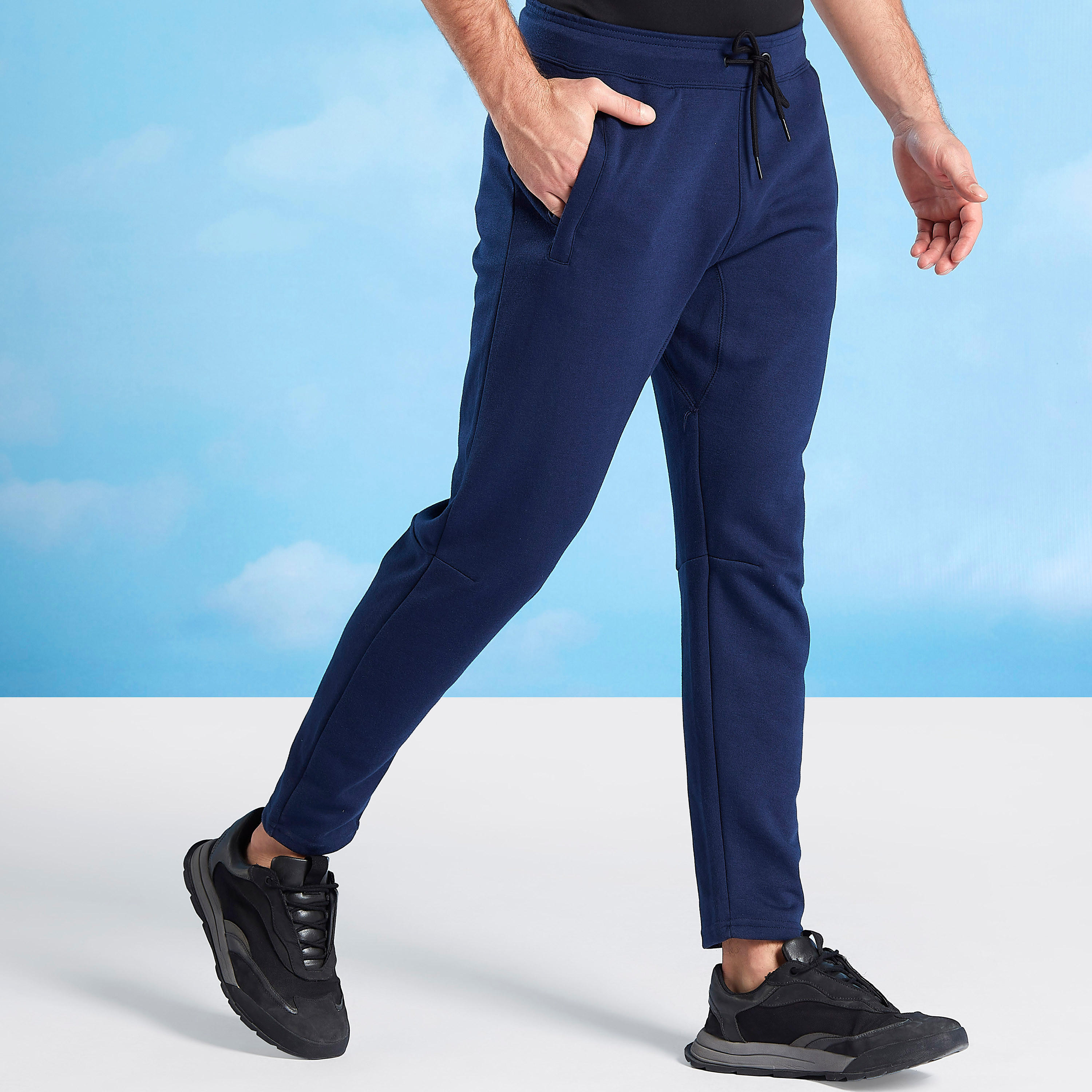 بنطلون سادة برباط وجيوب-men-clothing-sportswearandactivewear-bottoms-image-4