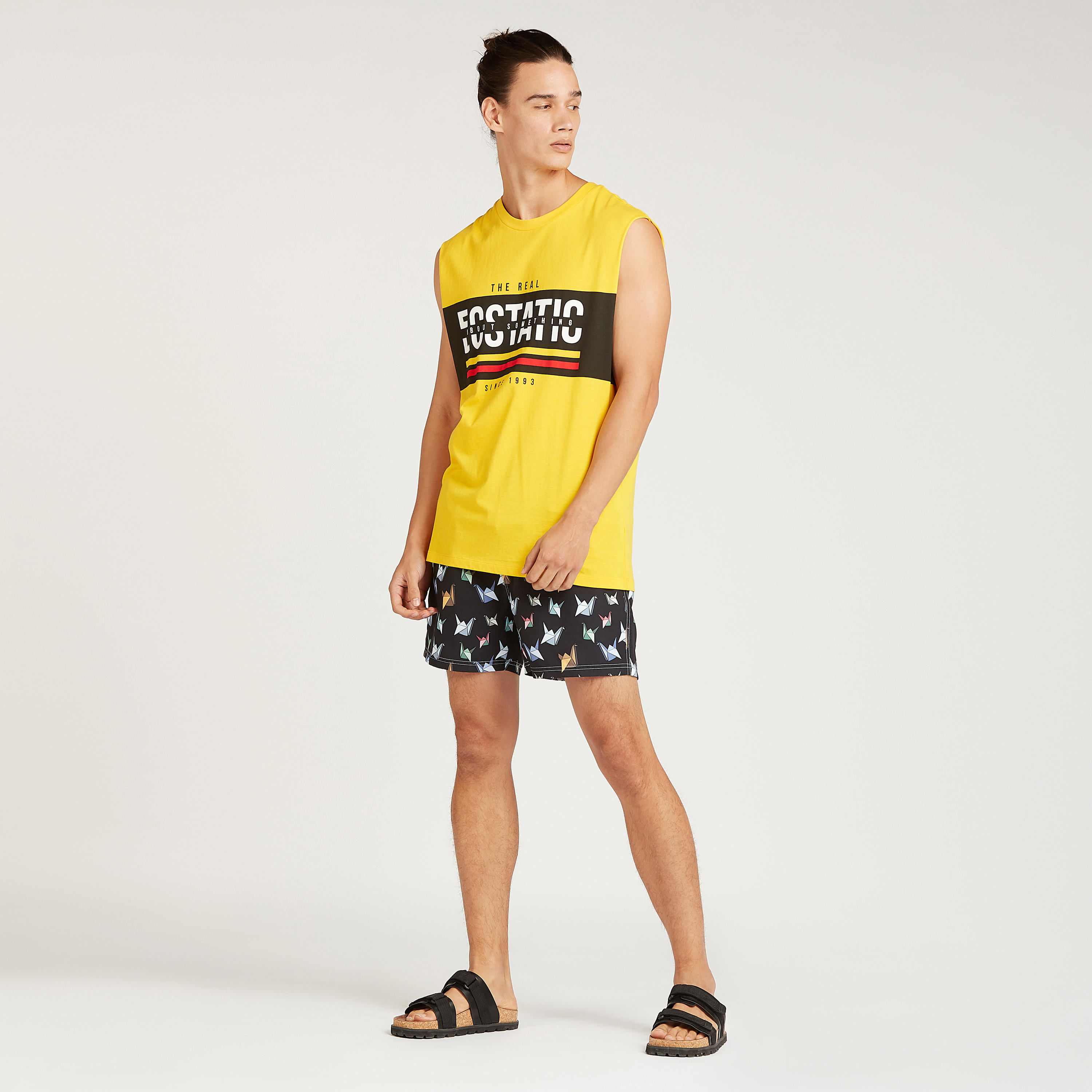 شورت برباط وجيوب وطبعات-men-clothing-bottoms-shorts-image-4