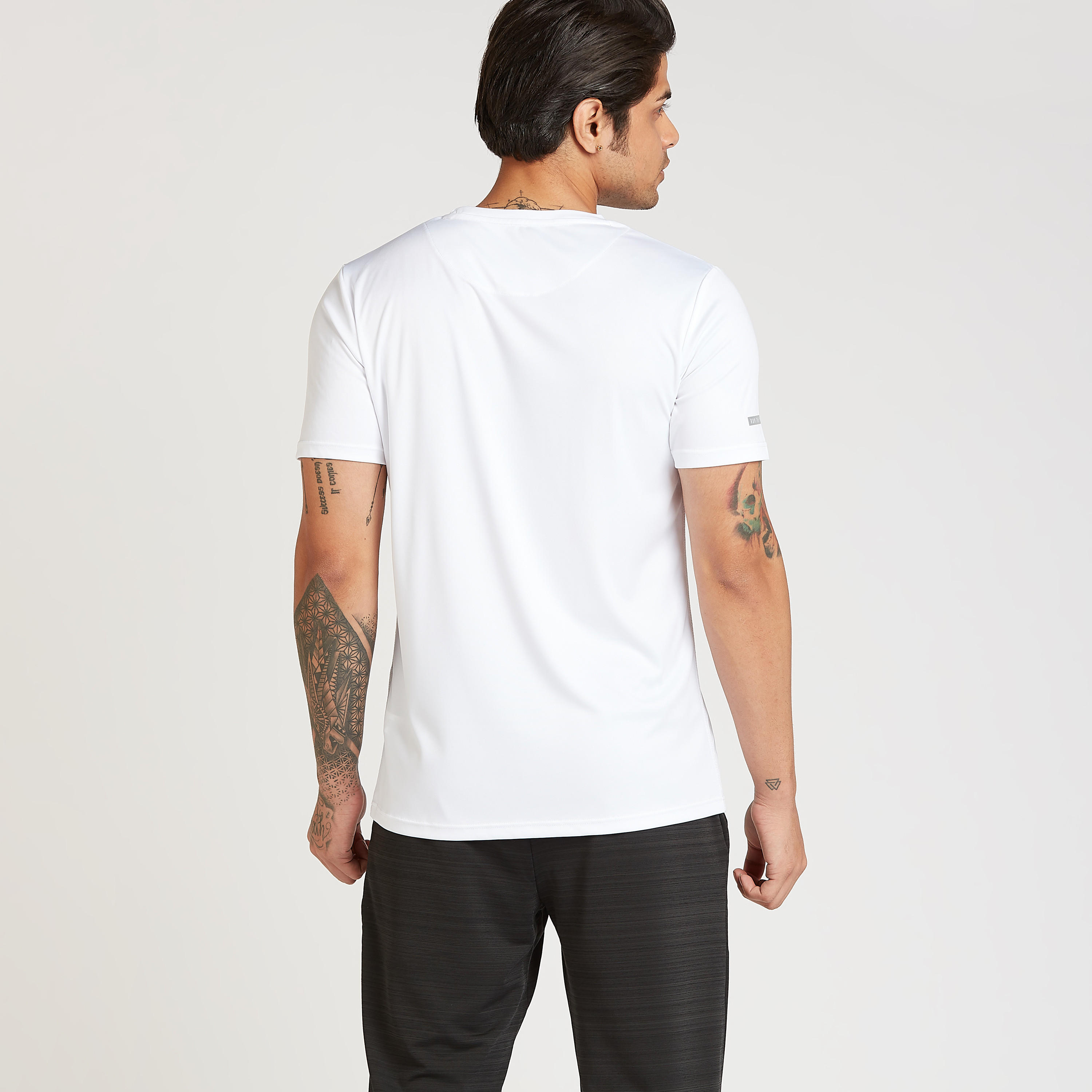 Solid T-shirt with Crew Neck and Short Sleeves-men-clothing-sportswearandactivewear-tshirtsandpolos-image-4