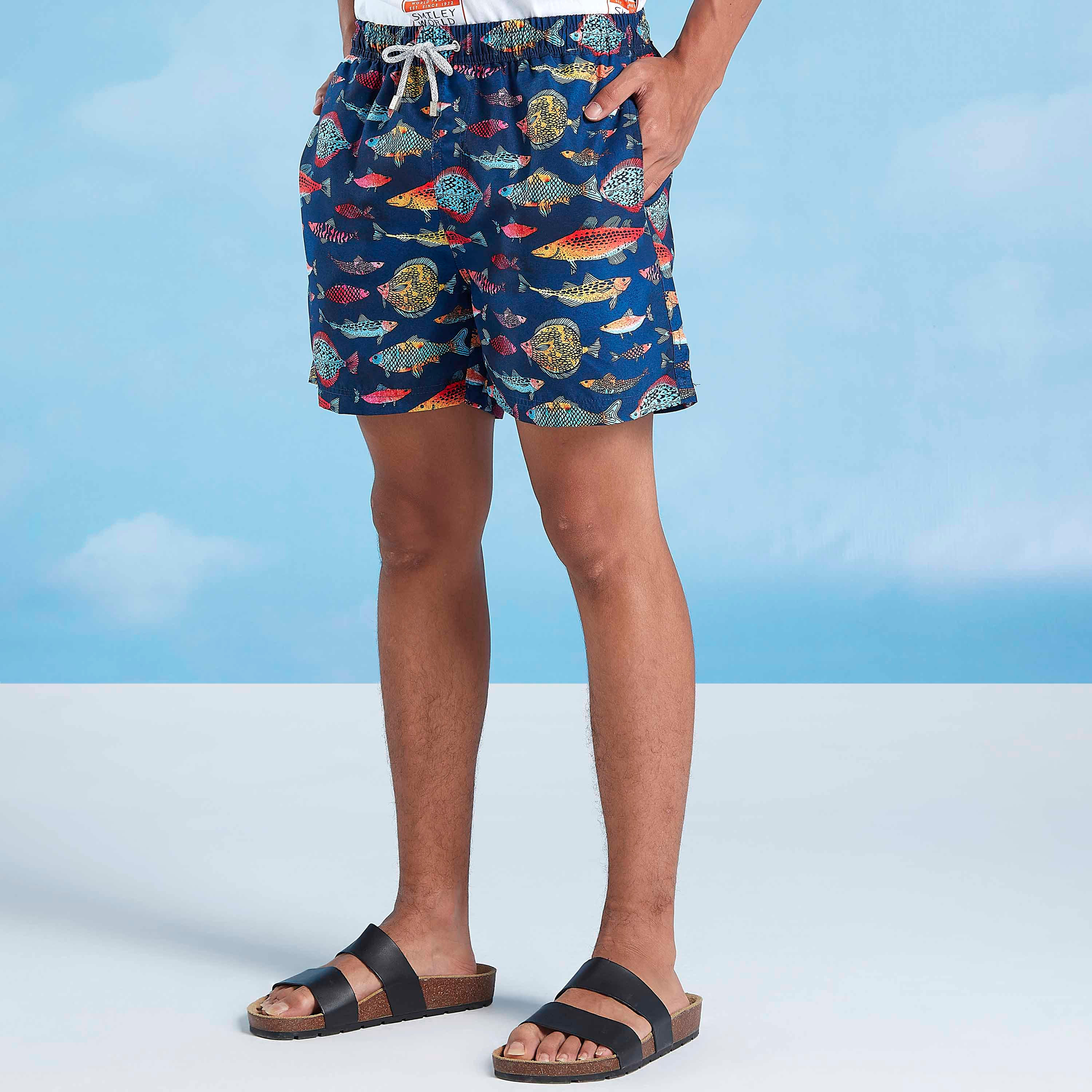 شورت بطبعات ورباط إغلاق وجيوب-men-clothing-bottoms-shorts-image-4