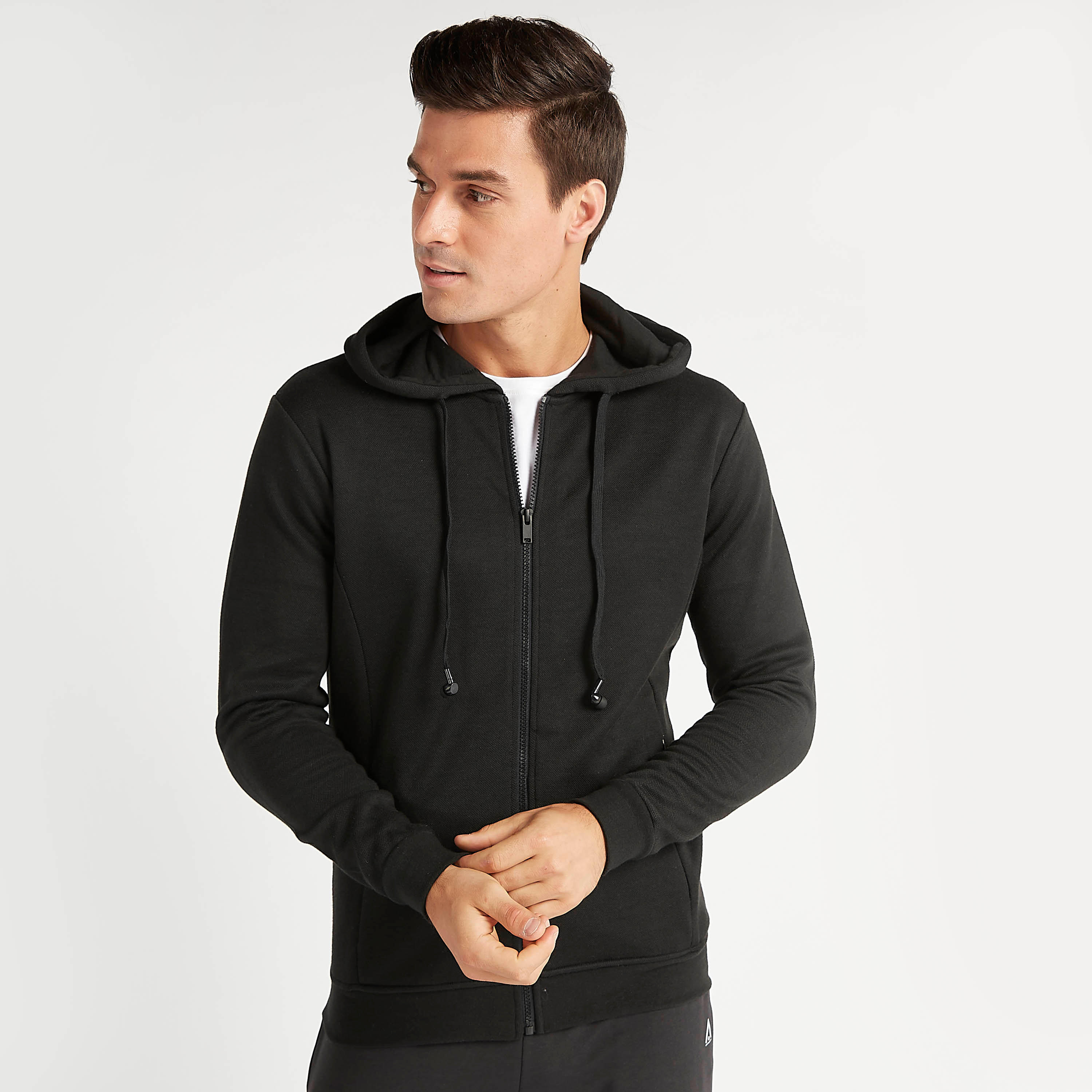 هودي سادة بسحّاب مع سماعات قابلة للغسل-men-winterwear-hoodiesandsweatshirts-image-4