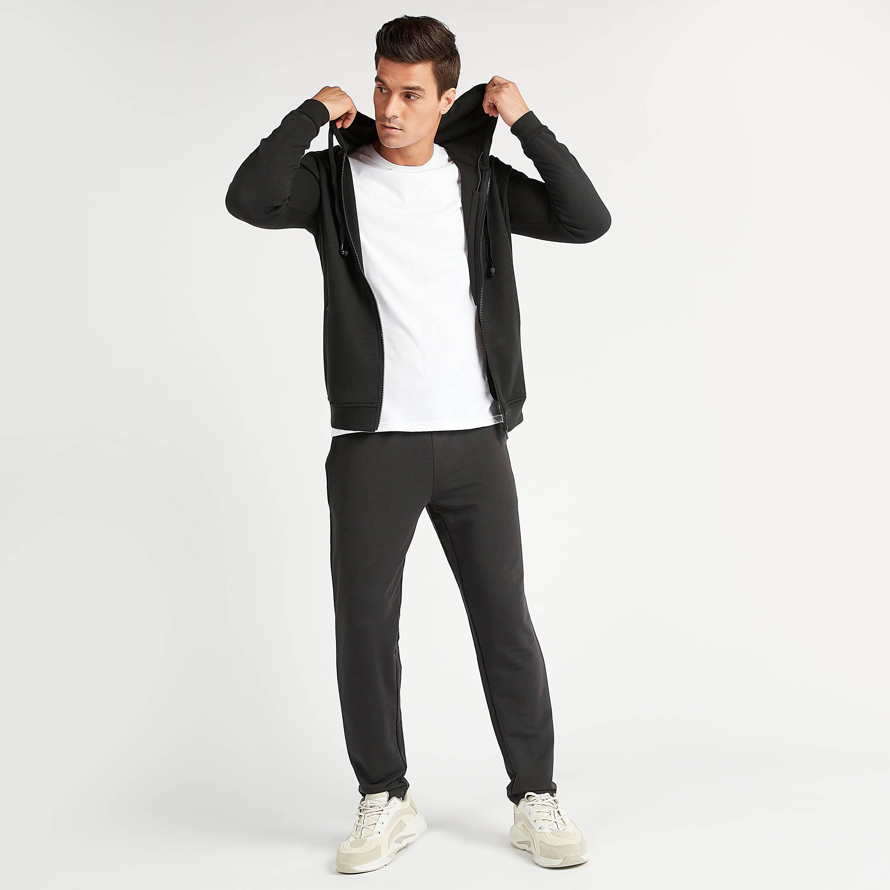 هودي سادة بسحّاب مع سماعات قابلة للغسل-men-winterwear-hoodiesandsweatshirts-image-3