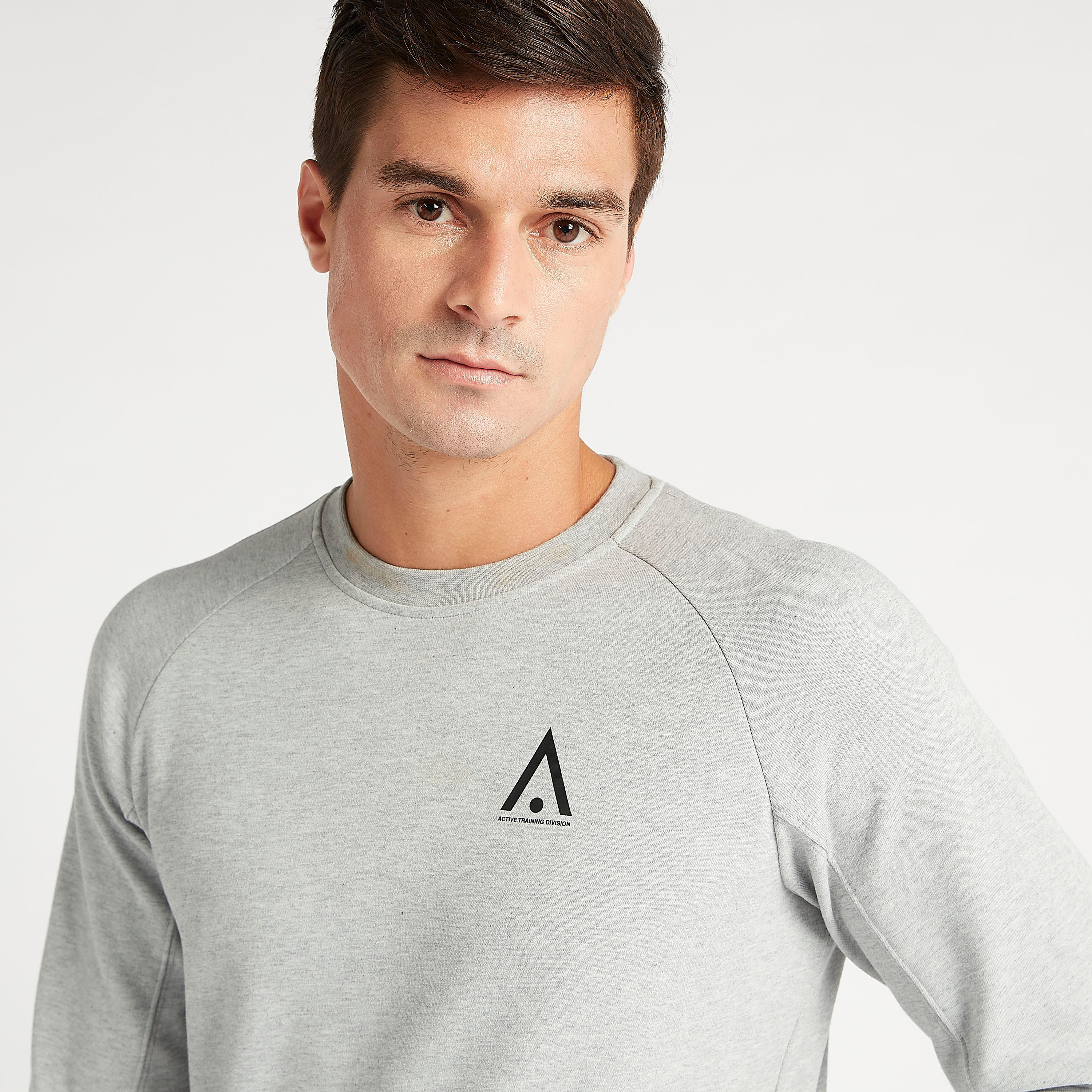 Sustainable Solid Raglan Sleeves Sweatshirt with Kangaroo Pocket-men-winterwear-hoodiesandsweatshirts-image-3