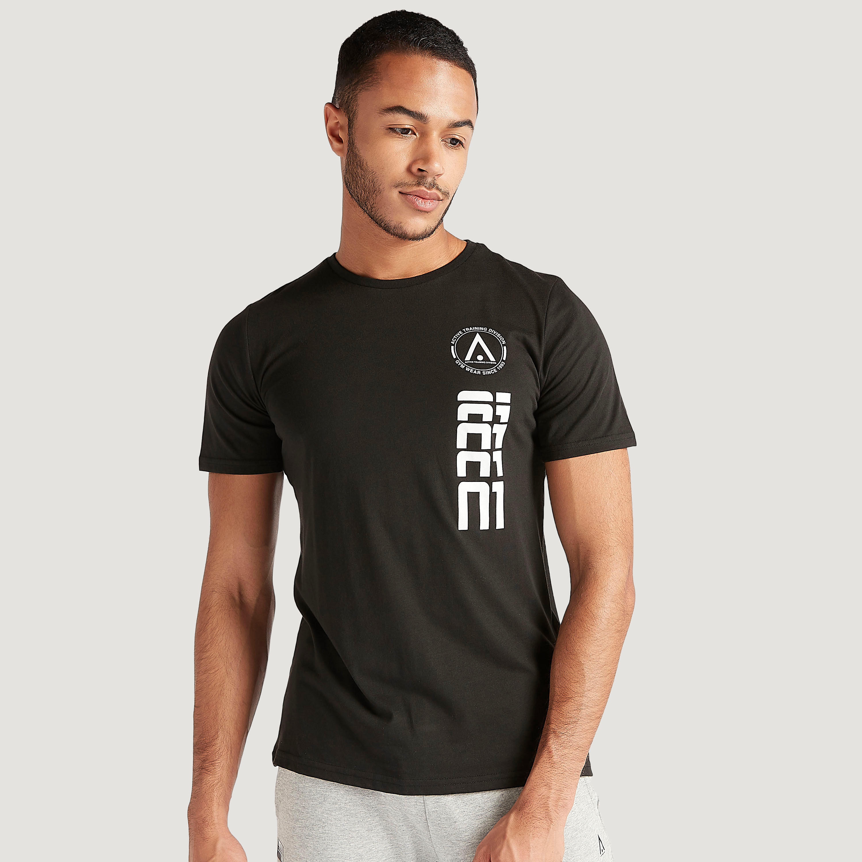 Printed T-shirt with Short Sleeves and Crew Neck-men-clothing-sportswearandactivewear-tshirtsandpolos-image-1