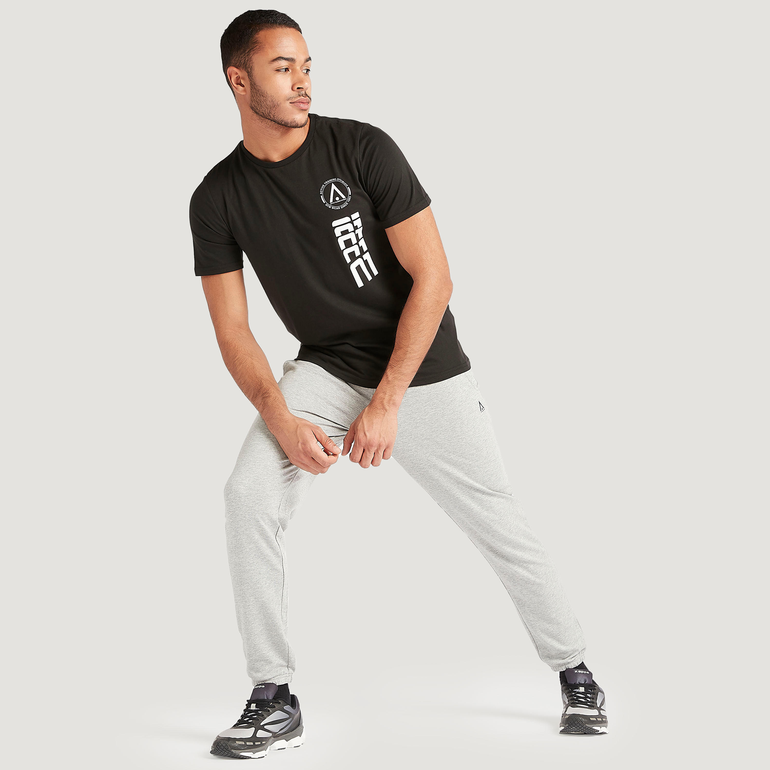 Printed T-shirt with Short Sleeves and Crew Neck-men-clothing-sportswearandactivewear-tshirtsandpolos-image-2