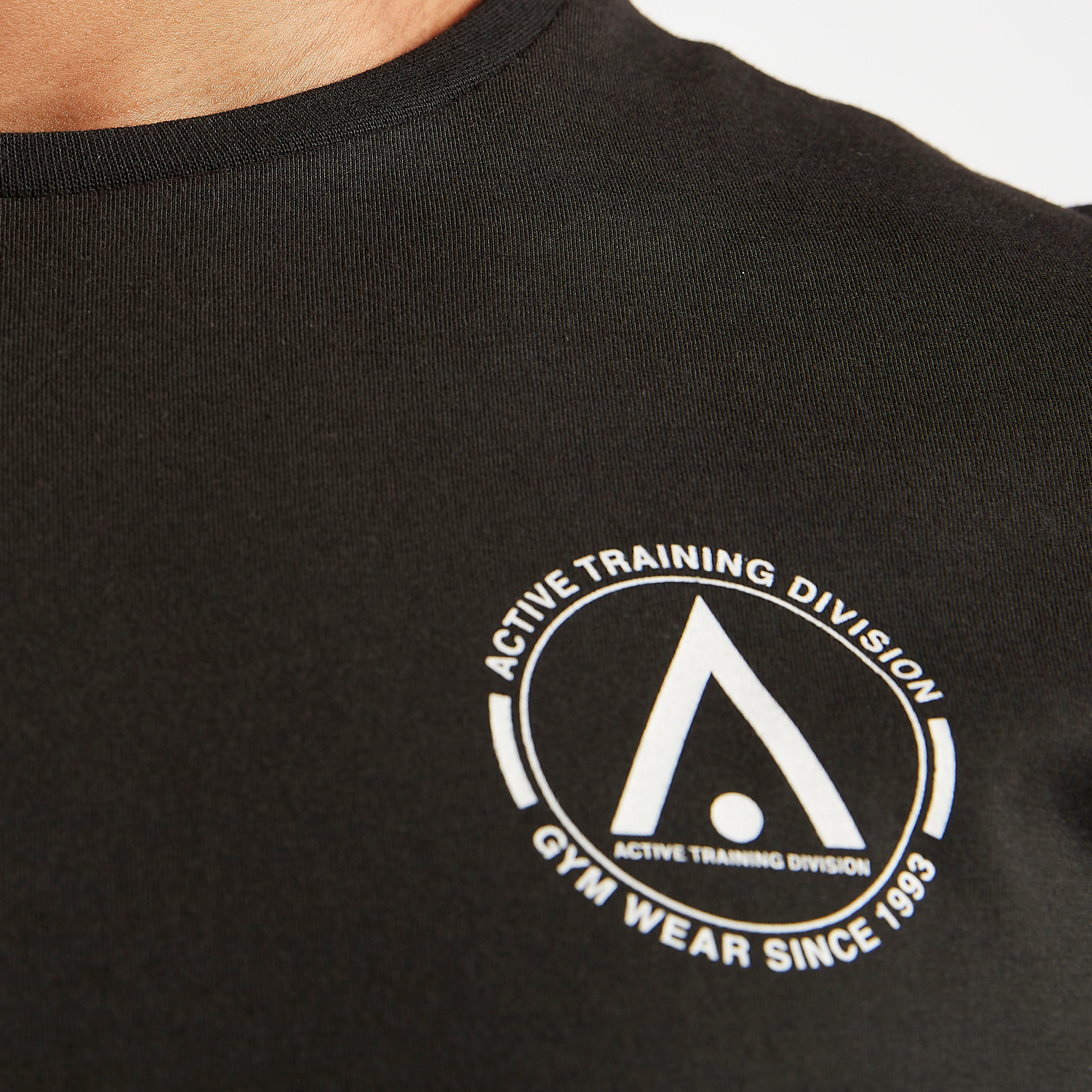 Printed T-shirt with Short Sleeves and Crew Neck-men-clothing-sportswearandactivewear-tshirtsandpolos-image-5