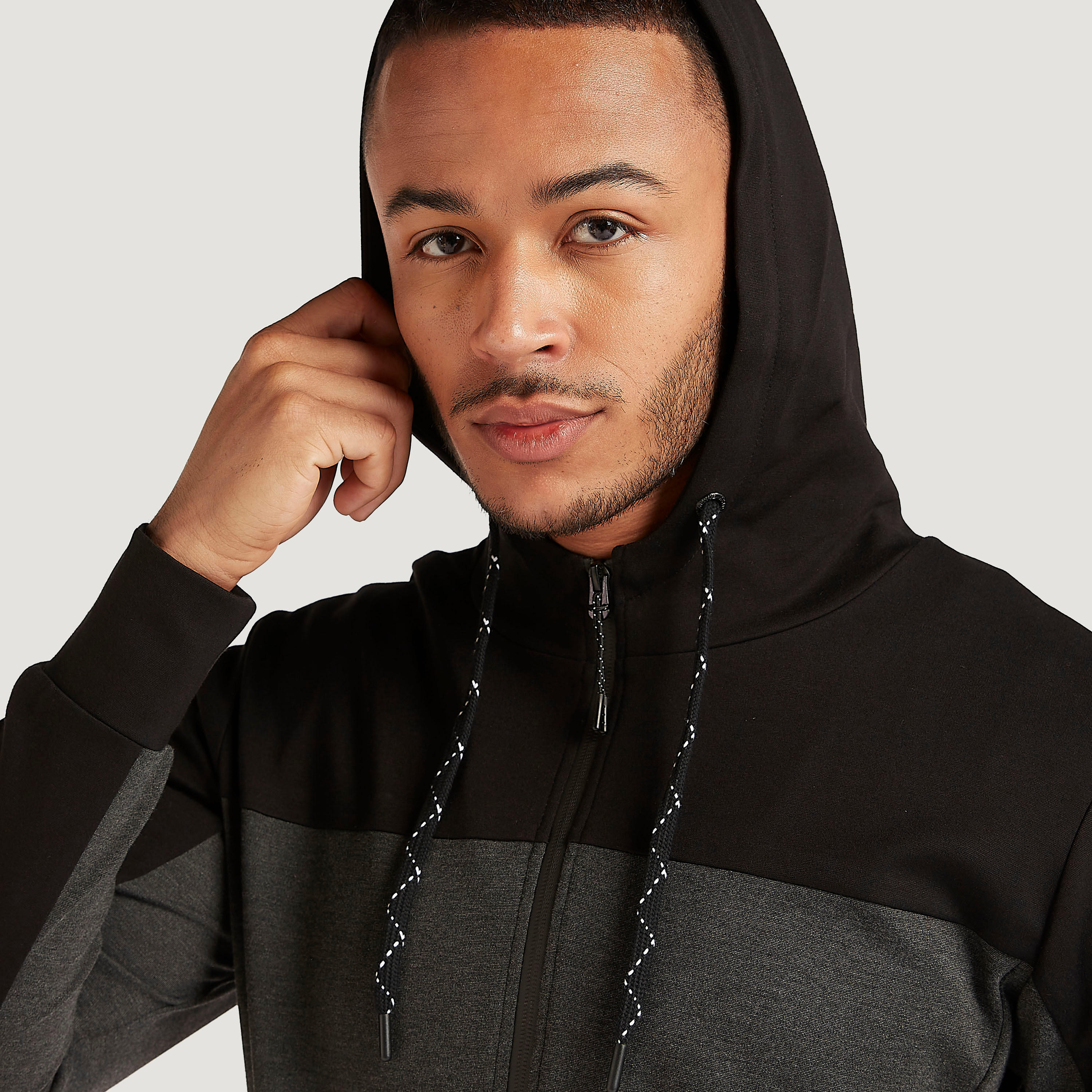 هودي بجيوب وسحّاب إغلاق-men-winterwear-hoodiesandsweatshirts-image-3