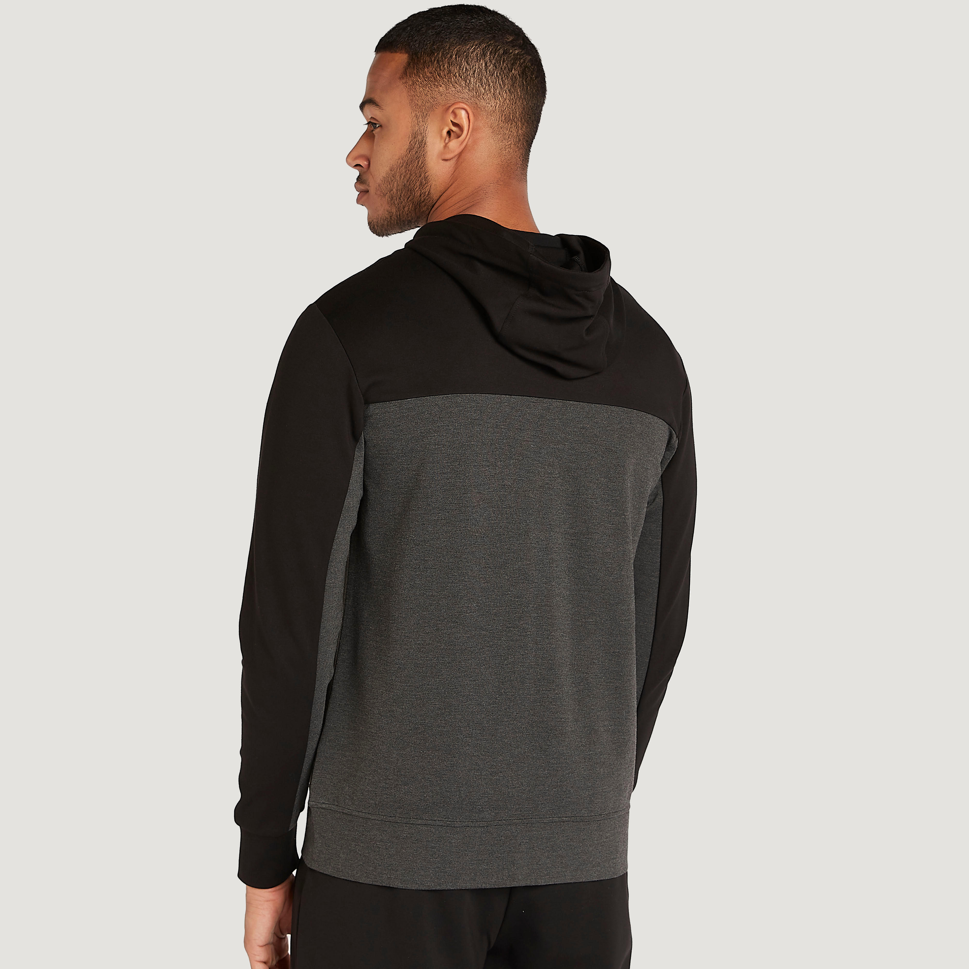 هودي بجيوب وسحّاب إغلاق-men-winterwear-hoodiesandsweatshirts-image-4