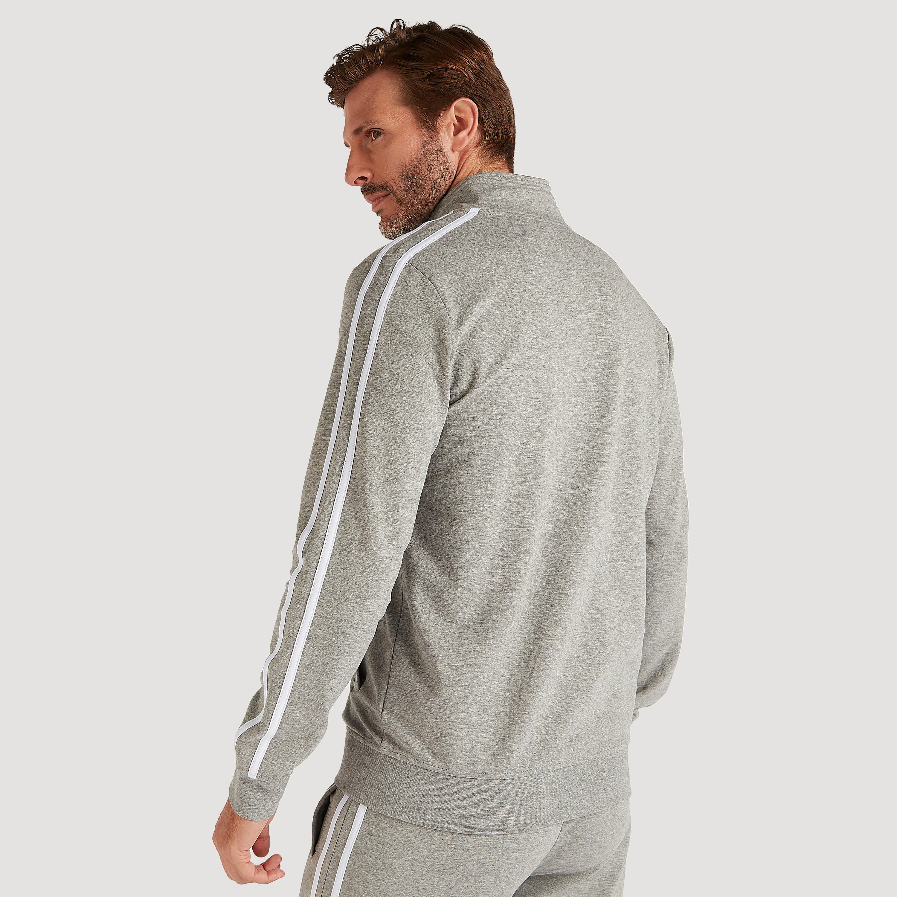 جاكيت سادة بياقة عالية وسحّاب إغلاق وجيوب-men-clothing-jacketsandblazers-jackets-image-3