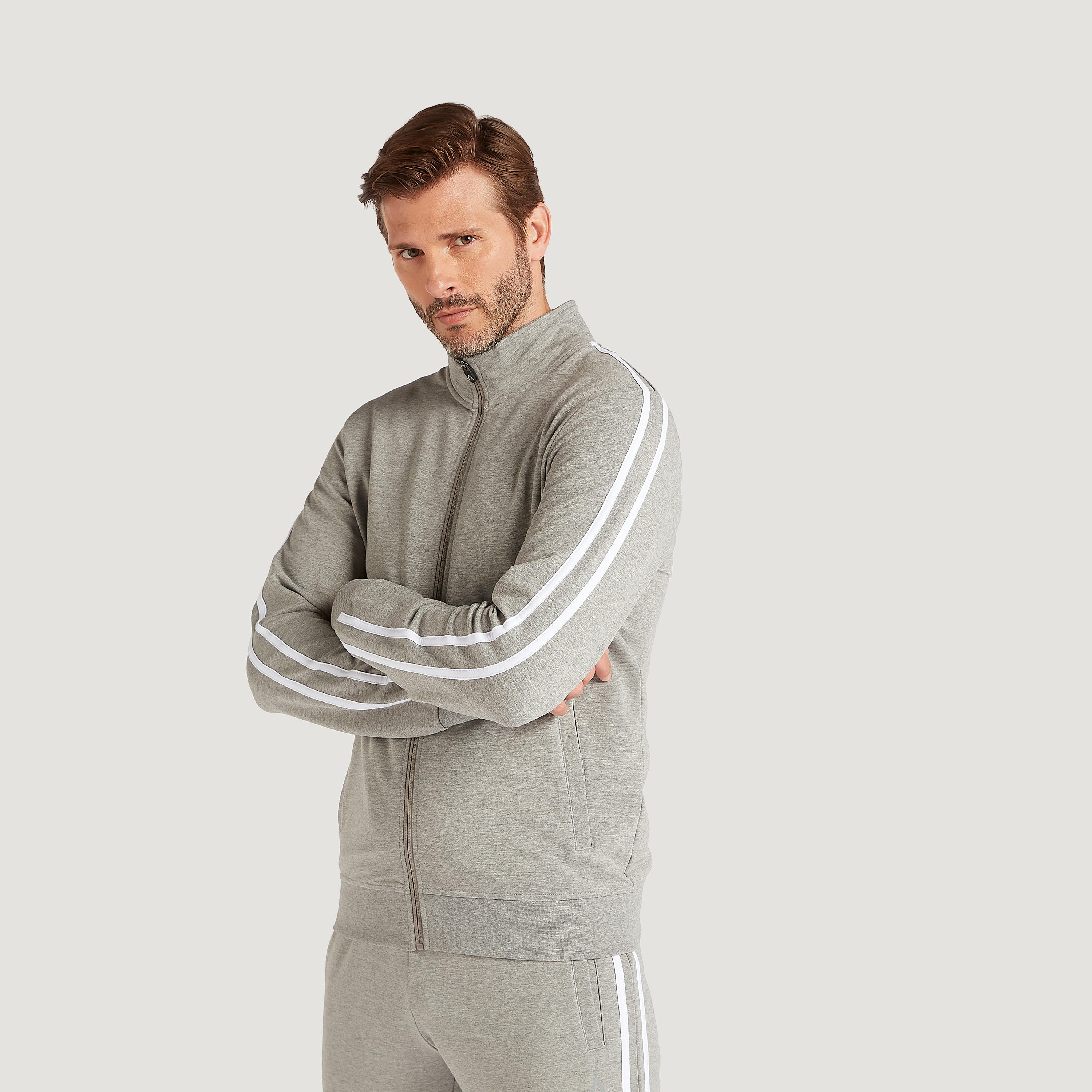 جاكيت سادة بياقة عالية وسحّاب إغلاق وجيوب-men-clothing-jacketsandblazers-jackets-image-1