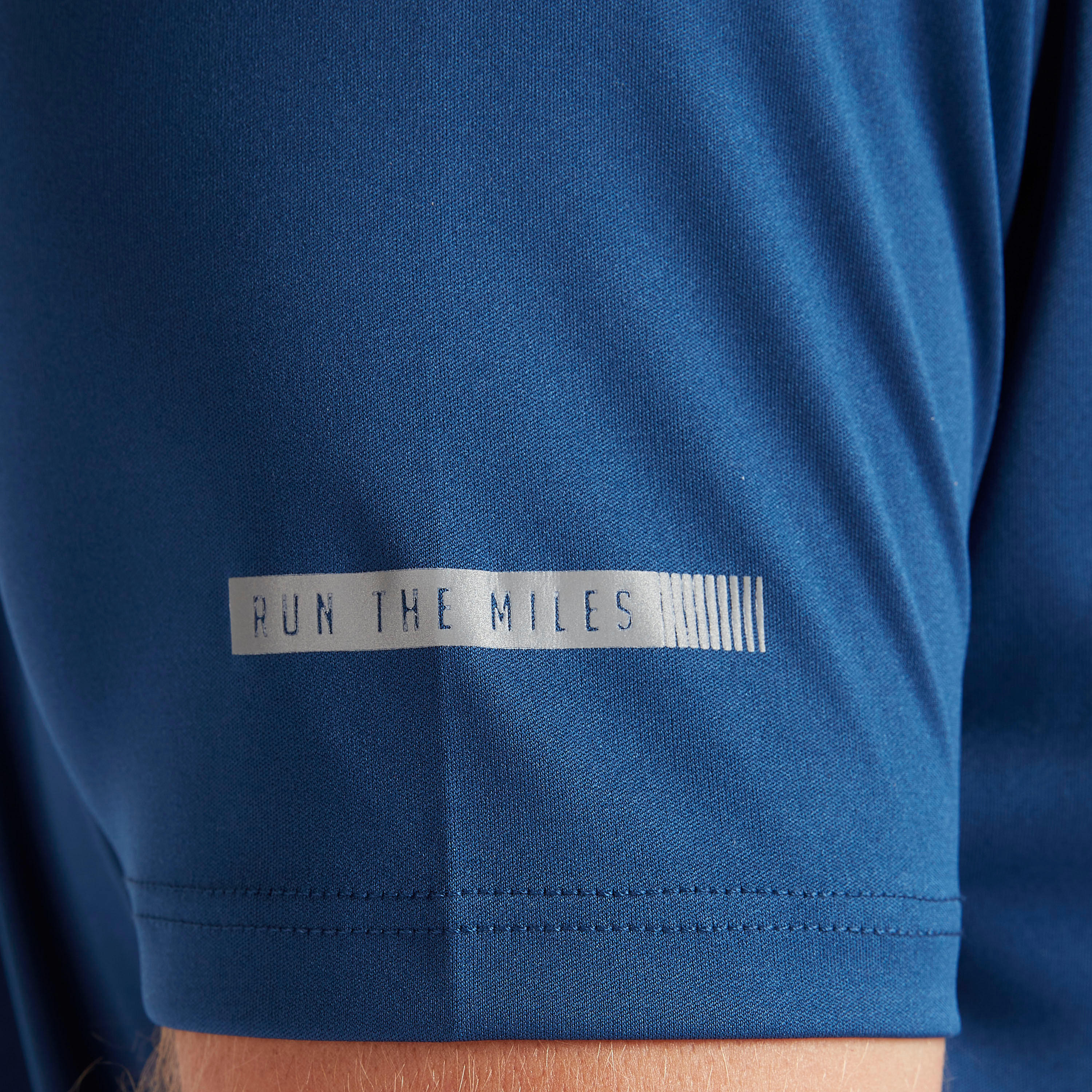 Printed T-shirt with Short Sleeves and Crew Neck-men-clothing-sportswearandactivewear-tshirtsandpolos-image-5