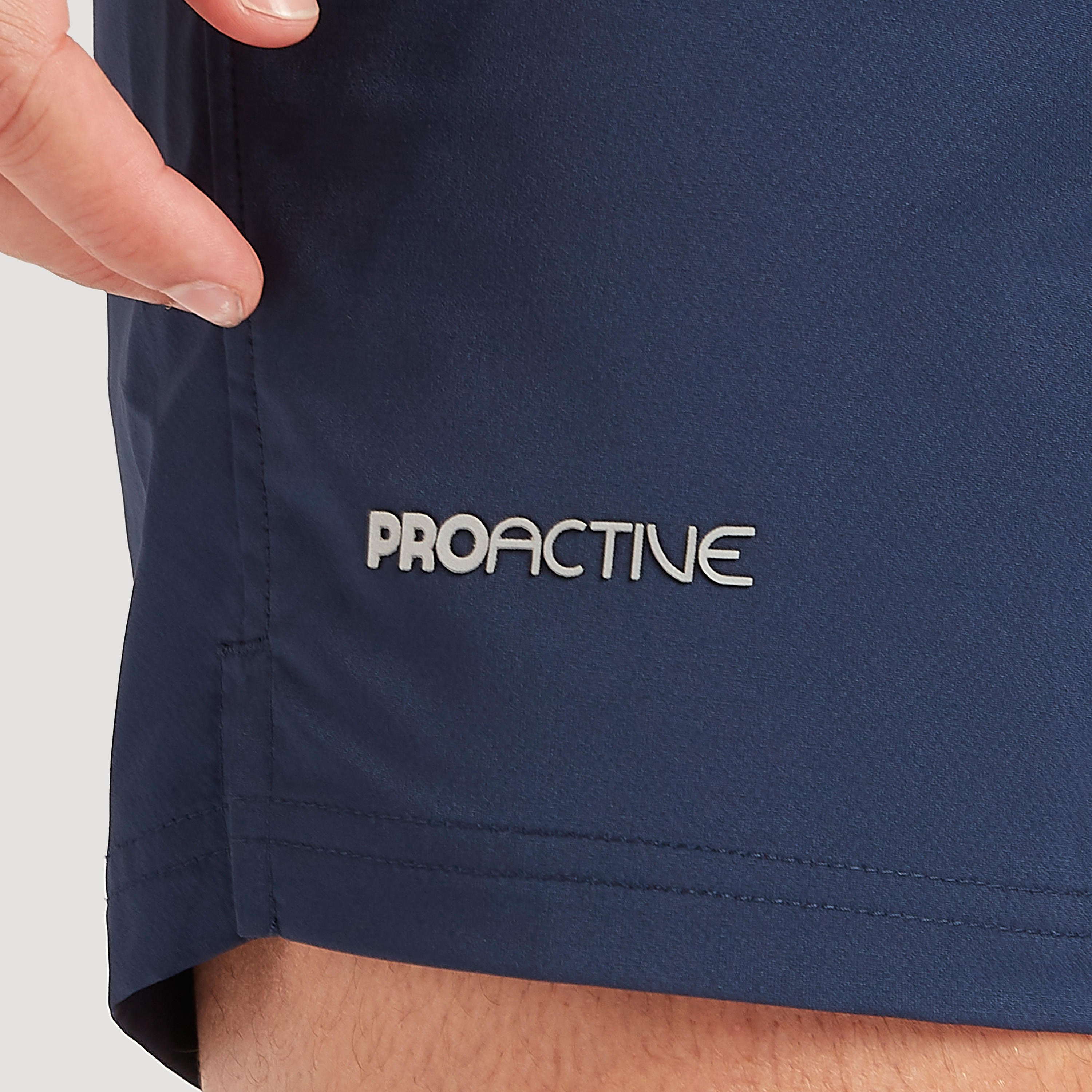 شورت سادة بخصر مطاطي وجيوب-men-clothing-sportswearandactivewear-bottoms-image-5