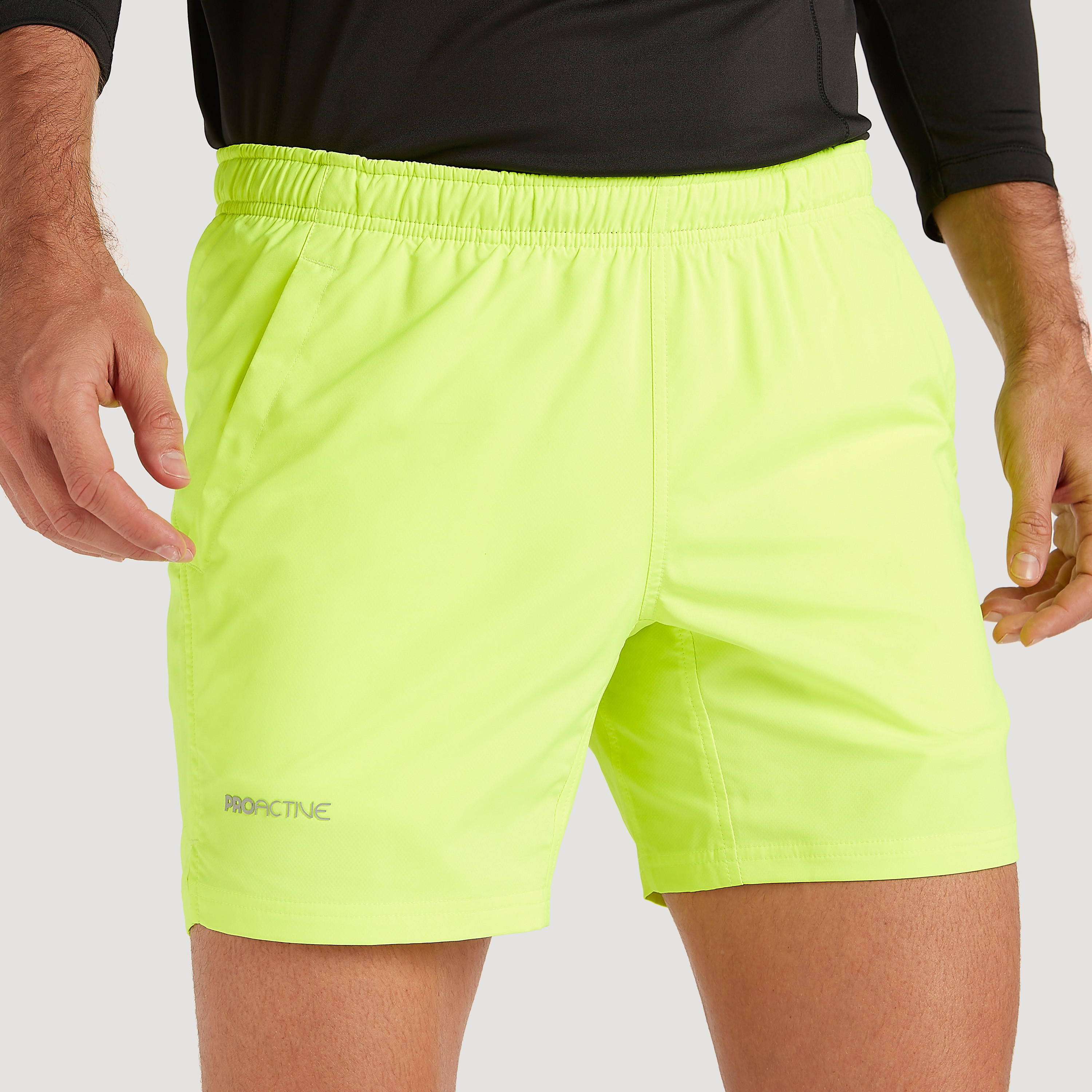 شورت سادة بخصر مطاطي وجيوب-men-clothing-sportswearandactivewear-bottoms-image-9