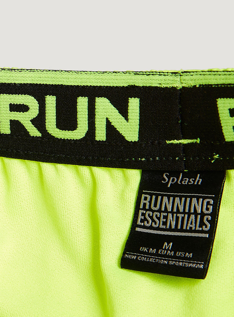 شورت سادة بخصر مطاطي وجيوب-men-clothing-sportswearandactivewear-bottoms-image-1