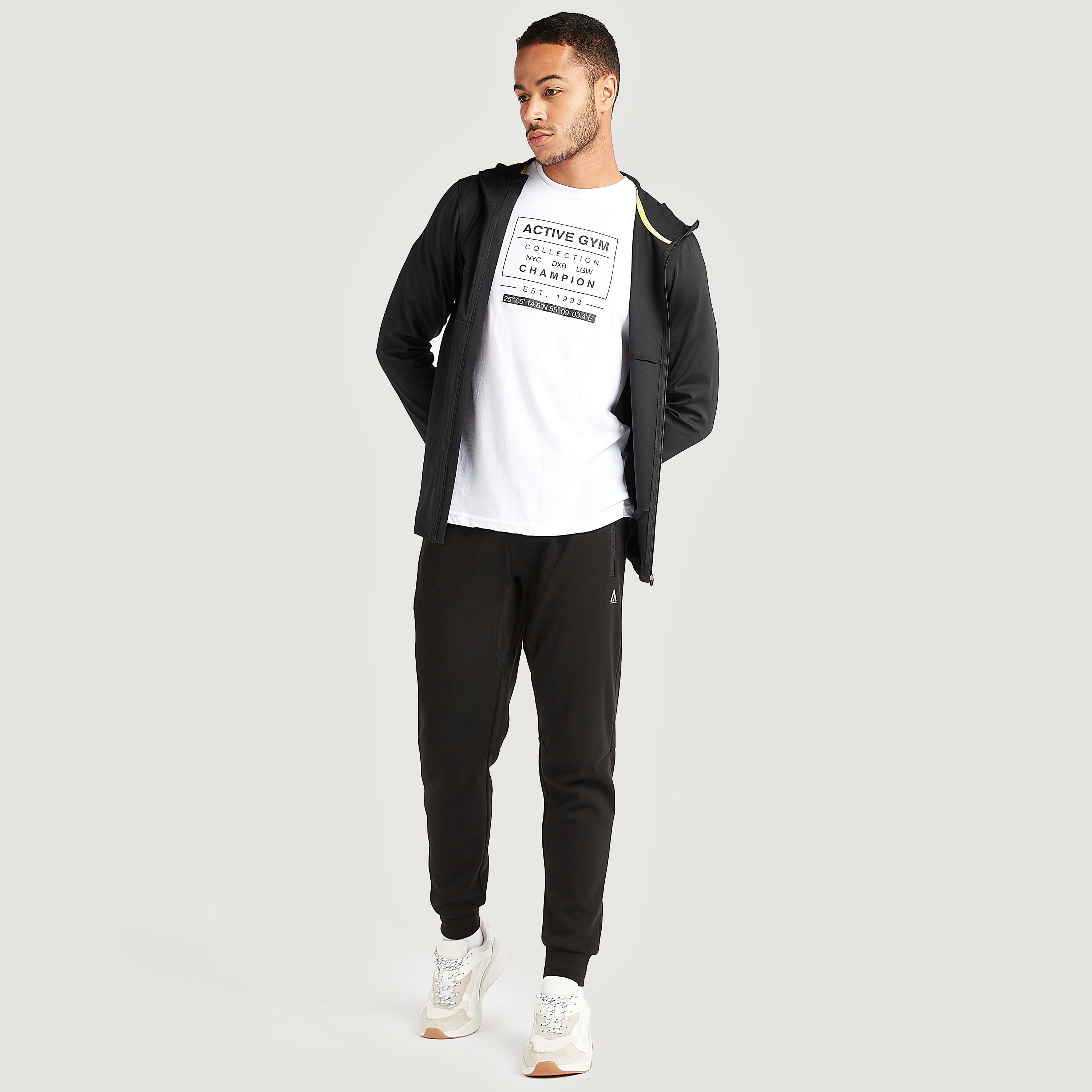 بنطلون رياضي سادة بجيوب ورباط إغلاق-men-clothing-sportswearandactivewear-bottoms-image-5