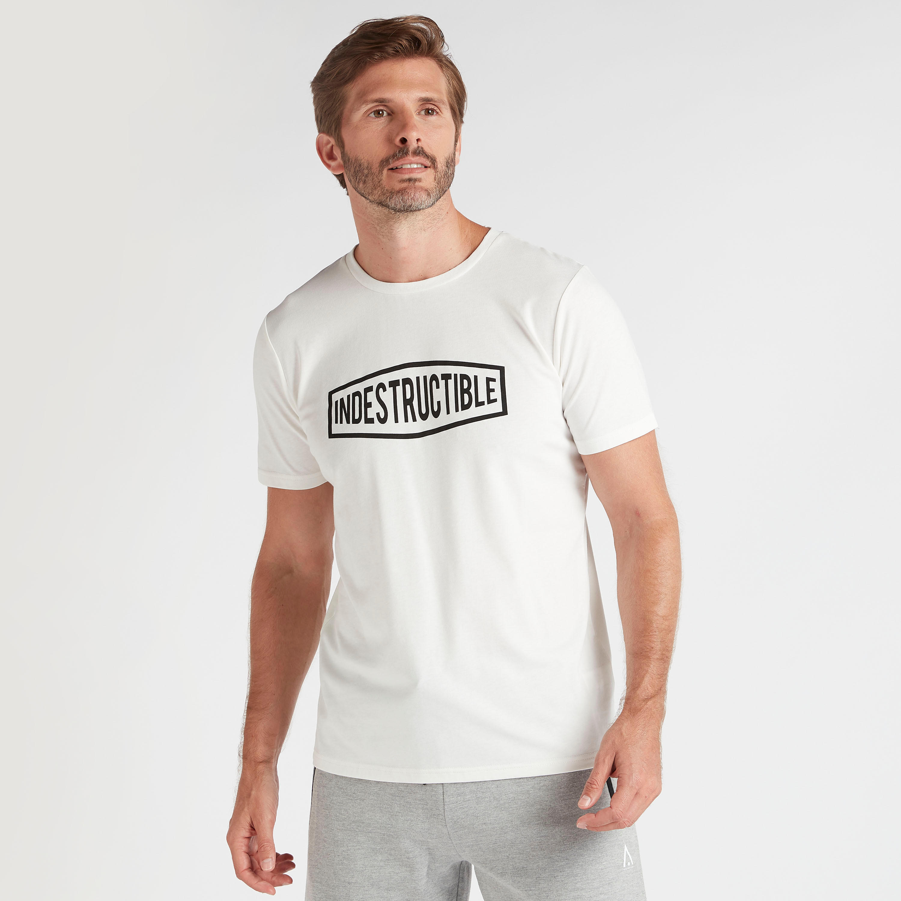 تيشيرت بياقة ضيّقة وأكمام قصيرة وطبعات-men-clothing-tshirtsandpolos-tshirts-image-1