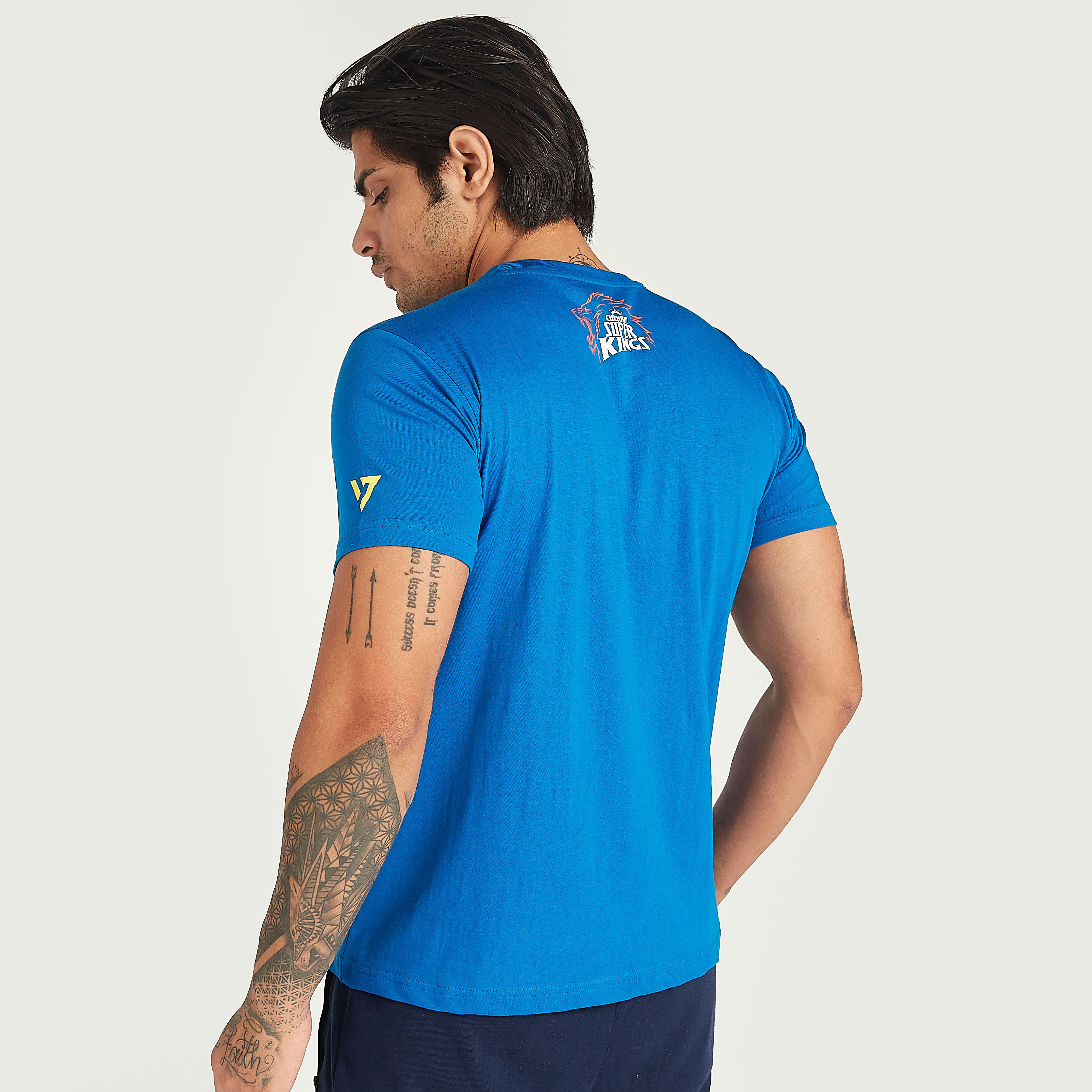 تيشيرت أي بي آل بياقة ضيقة وطبعات سي أس كيه-men-clothing-sportswearandactivewear-tshirtsandpolos-image-3