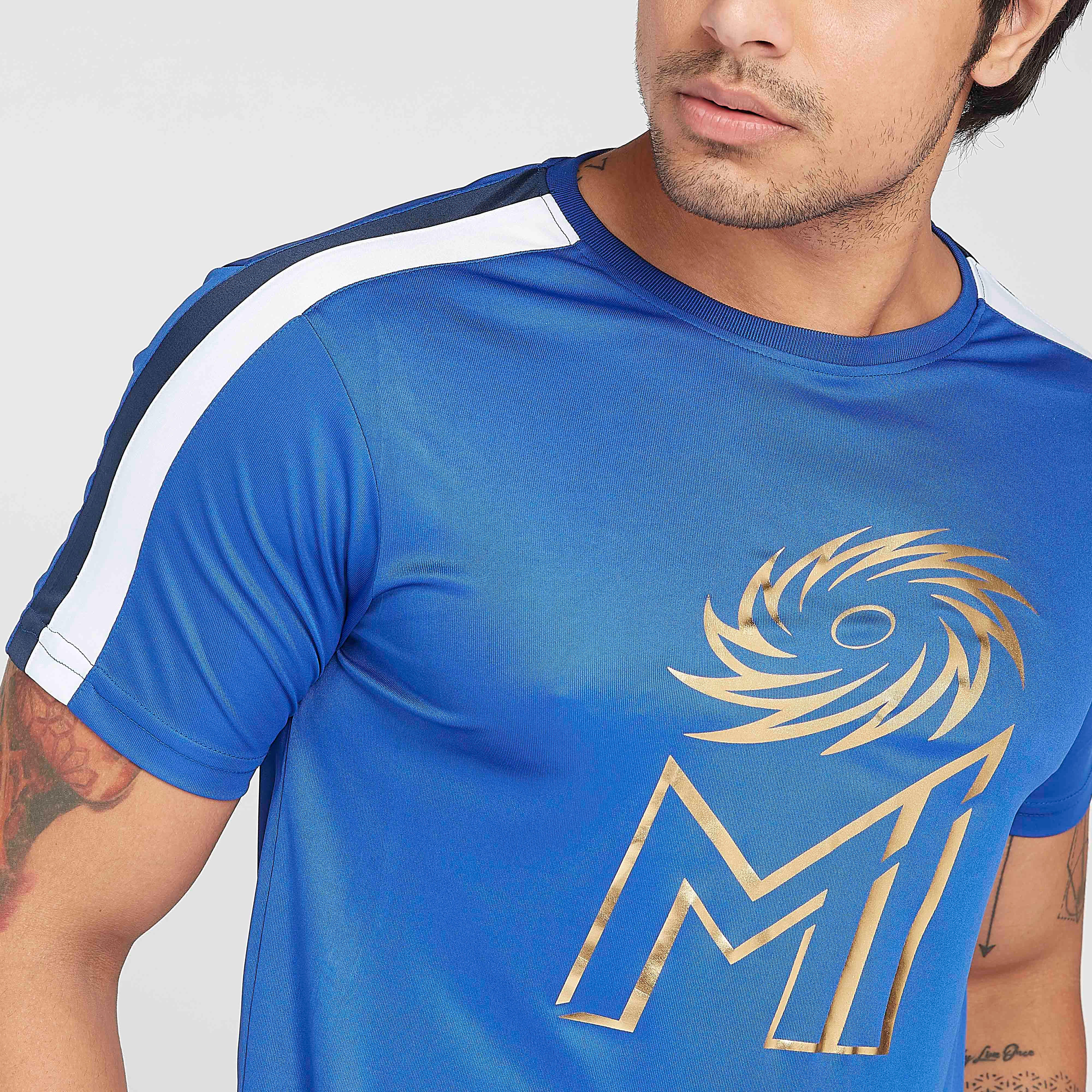 تيشيرت جيرسي بياقة ضيّقة بطبعا لوجو أي بي إل من إم آي-men-clothing-sportswearandactivewear-tshirtsandpolos-image-4