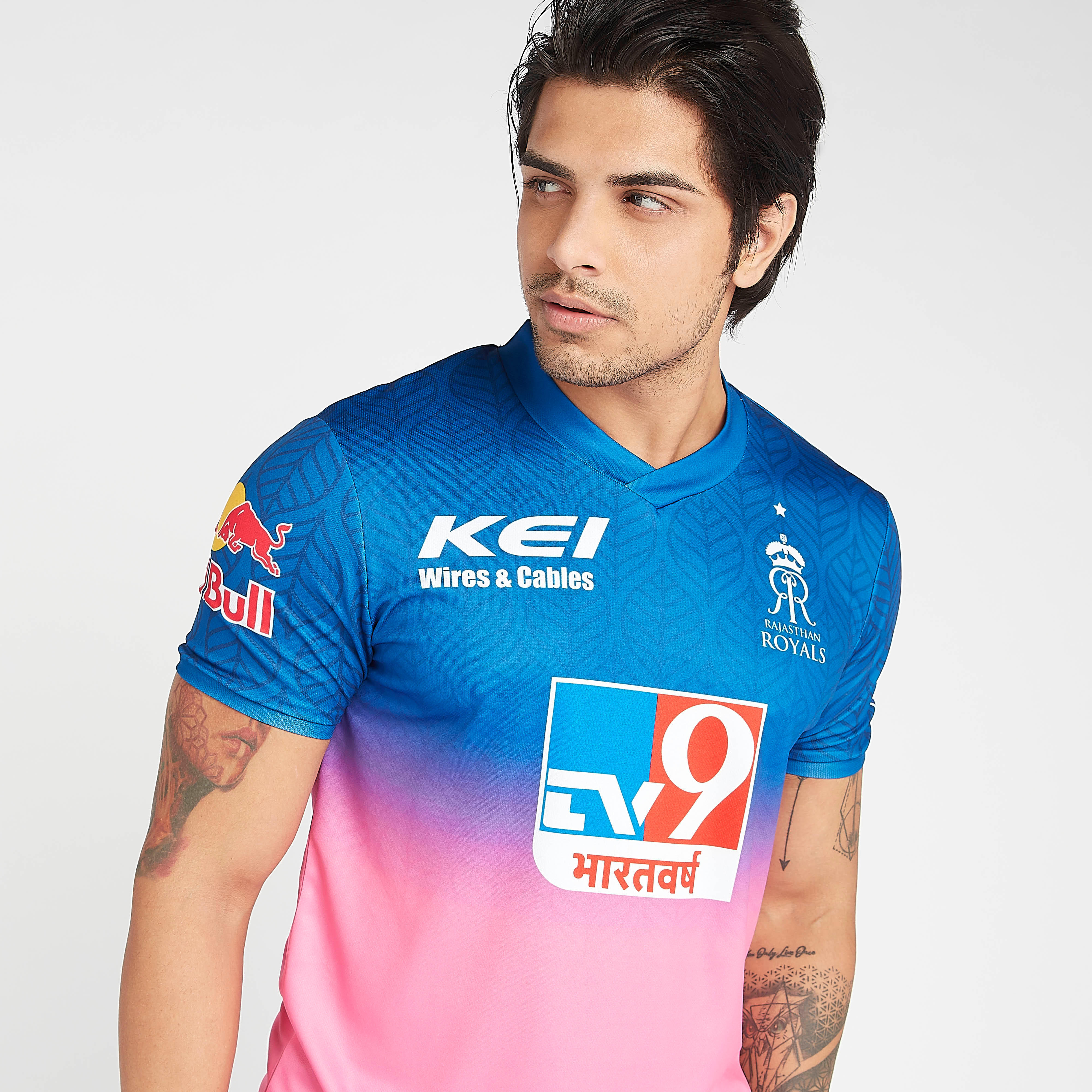 تي شيرت جيرسي أي بي أل بأكمام قصيرة وطبعات بي آر سميث-men-clothing-sportswearandactivewear-tshirtsandpolos-image-7