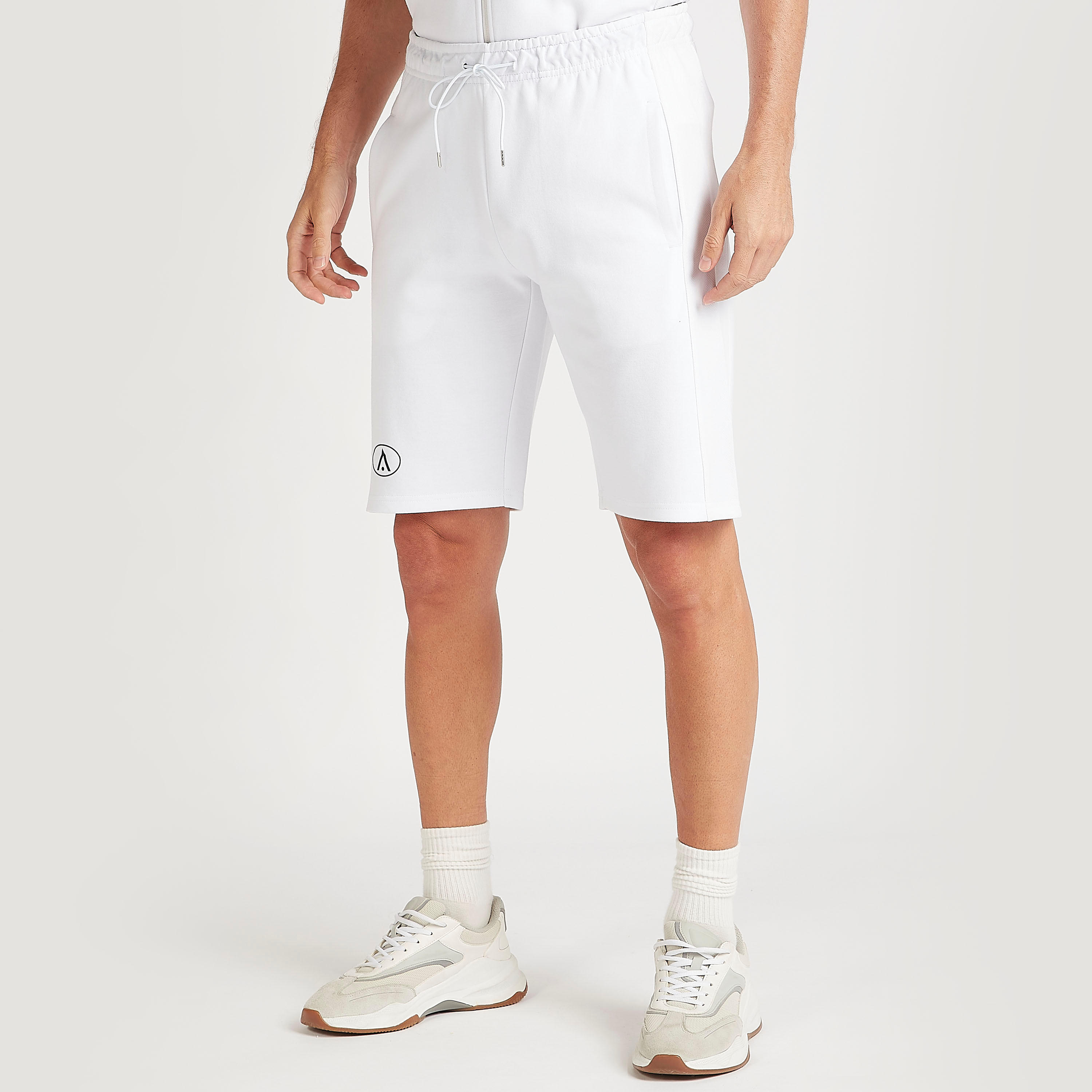 Solid Shorts with Pockets and Drawstring Closure-men-clothing-sportswearandactivewear-bottoms-image-1