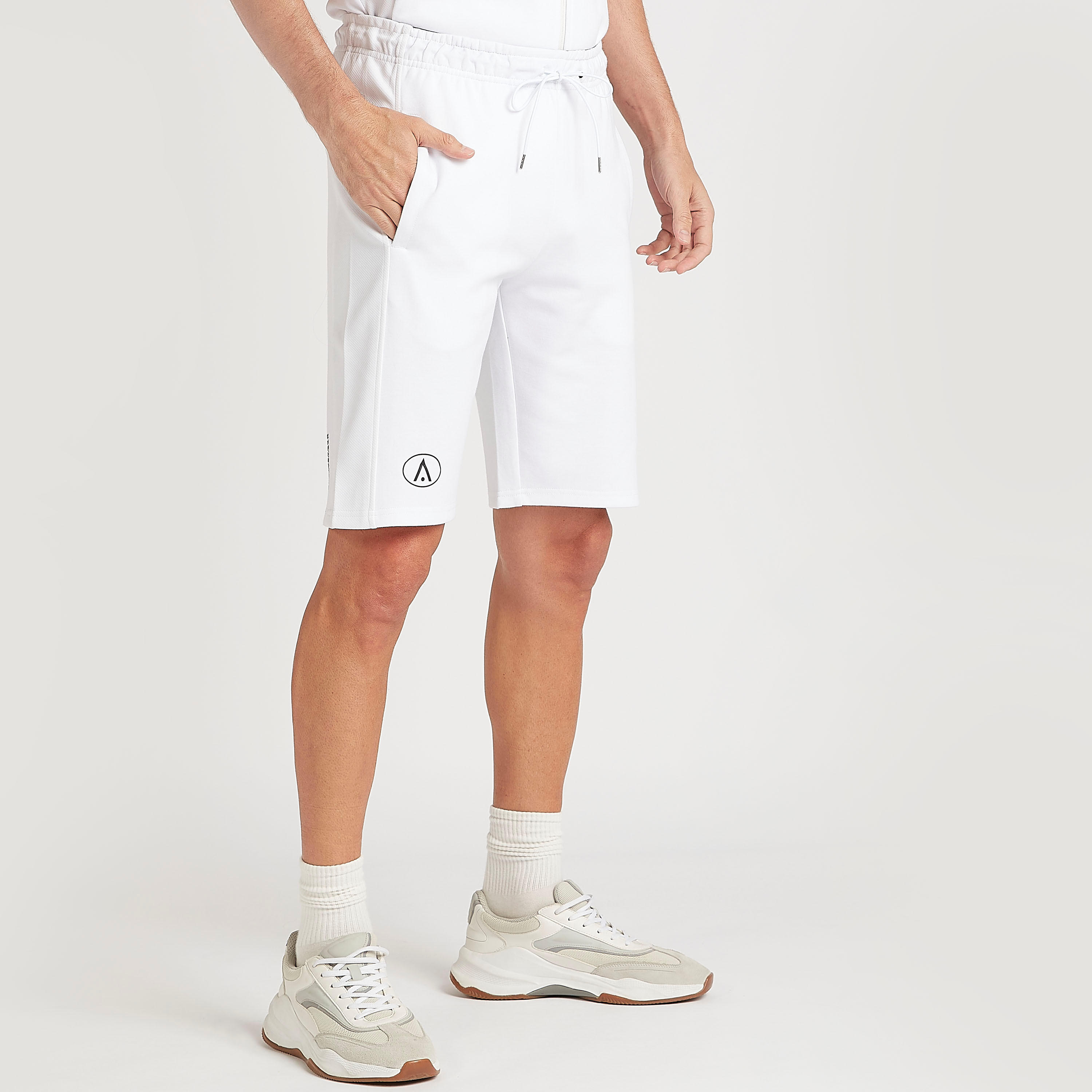 Solid Shorts with Pockets and Drawstring Closure-men-clothing-sportswearandactivewear-bottoms-image-5
