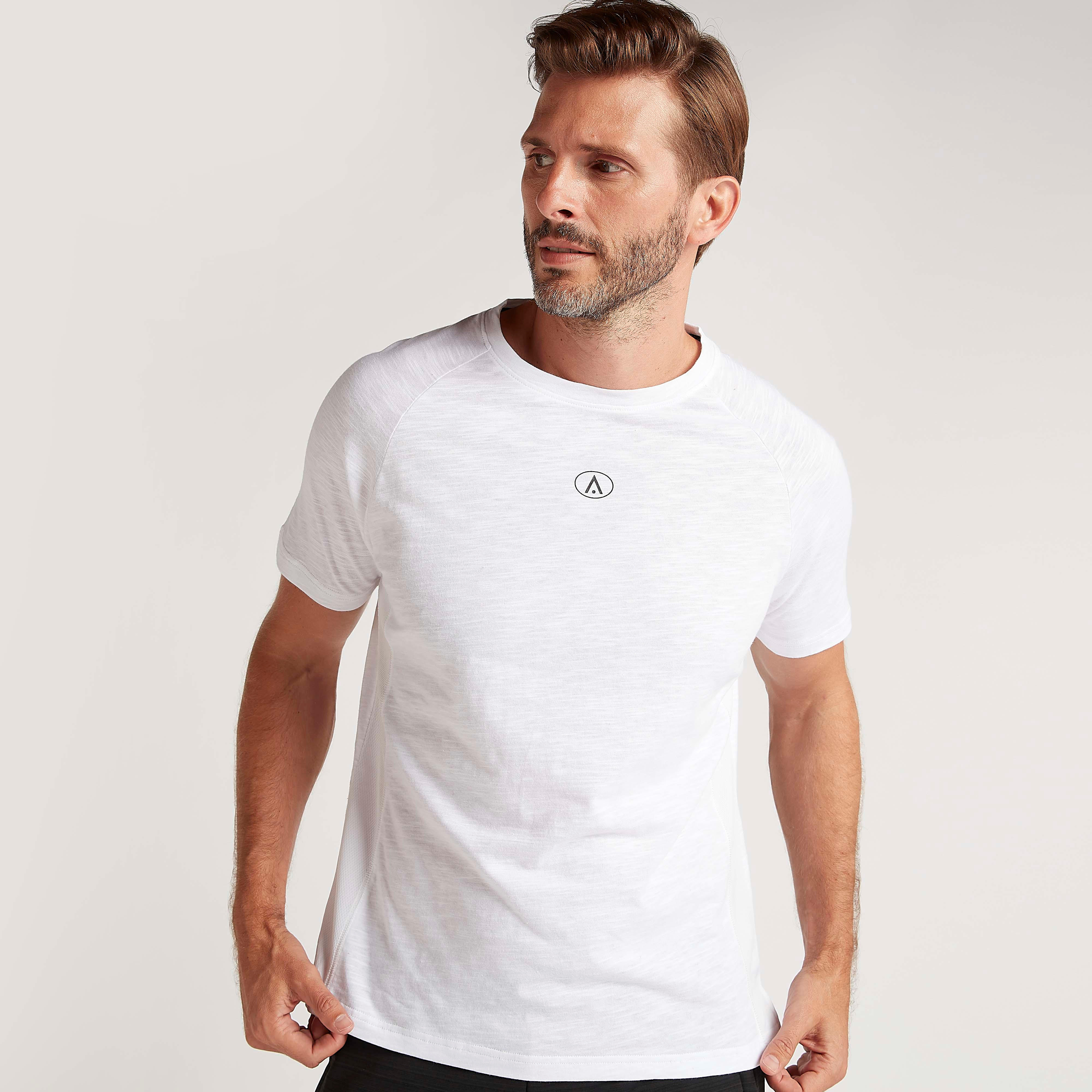 Solid T-shirt with High Low Hem and Short Sleeves-men-clothing-sportswearandactivewear-tshirtsandpolos-image-1