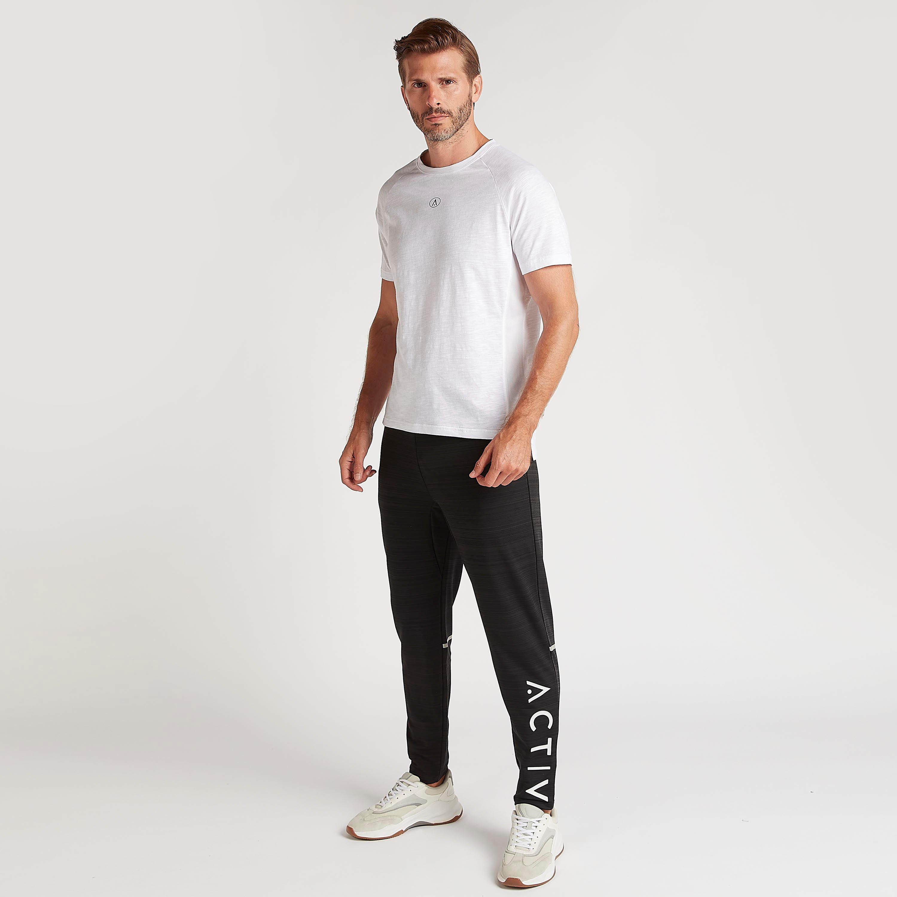 Solid T-shirt with High Low Hem and Short Sleeves-men-clothing-sportswearandactivewear-tshirtsandpolos-image-2