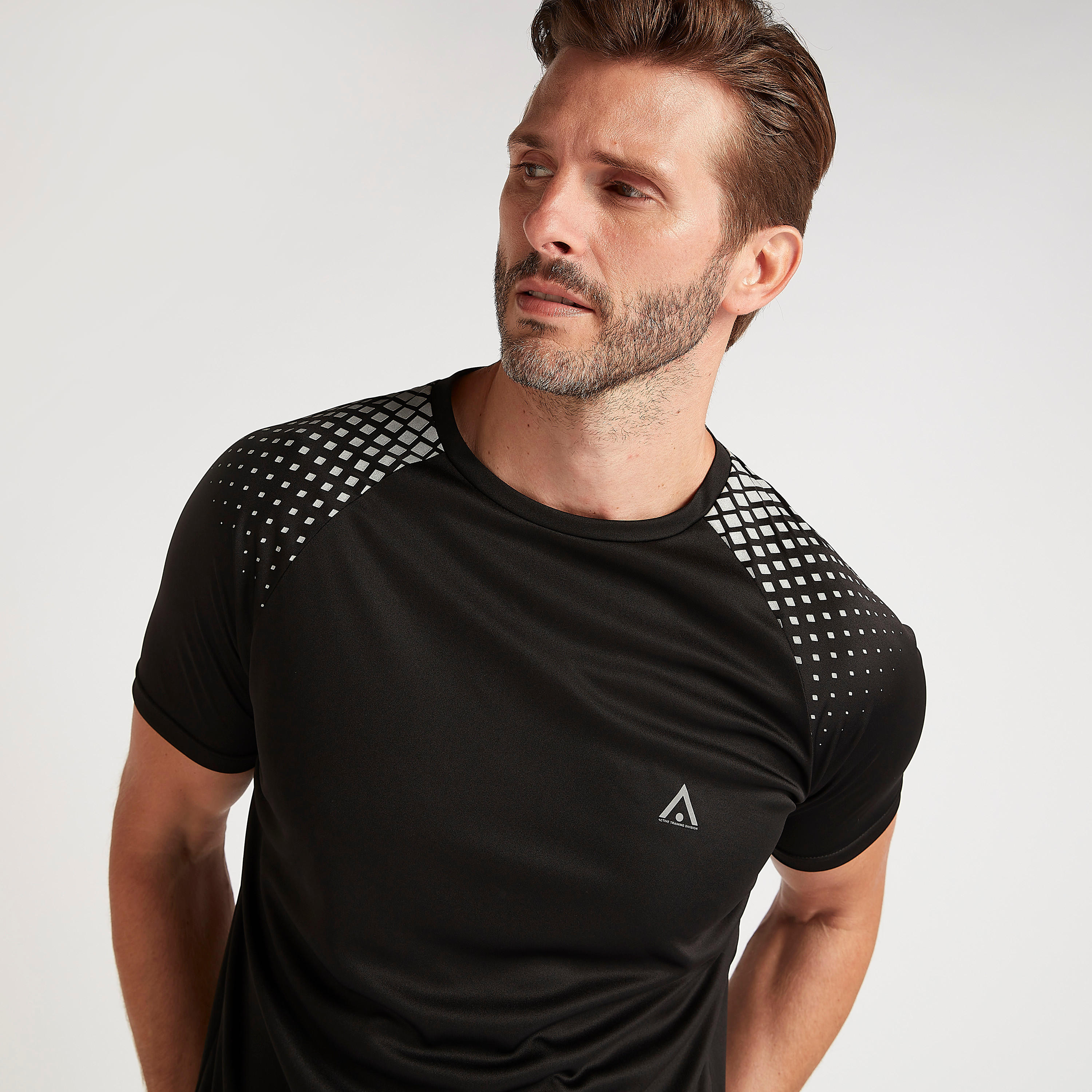 Printed T-shirt with Short Sleeves and Crew Neck-men-clothing-sportswearandactivewear-tshirtsandpolos-image-4