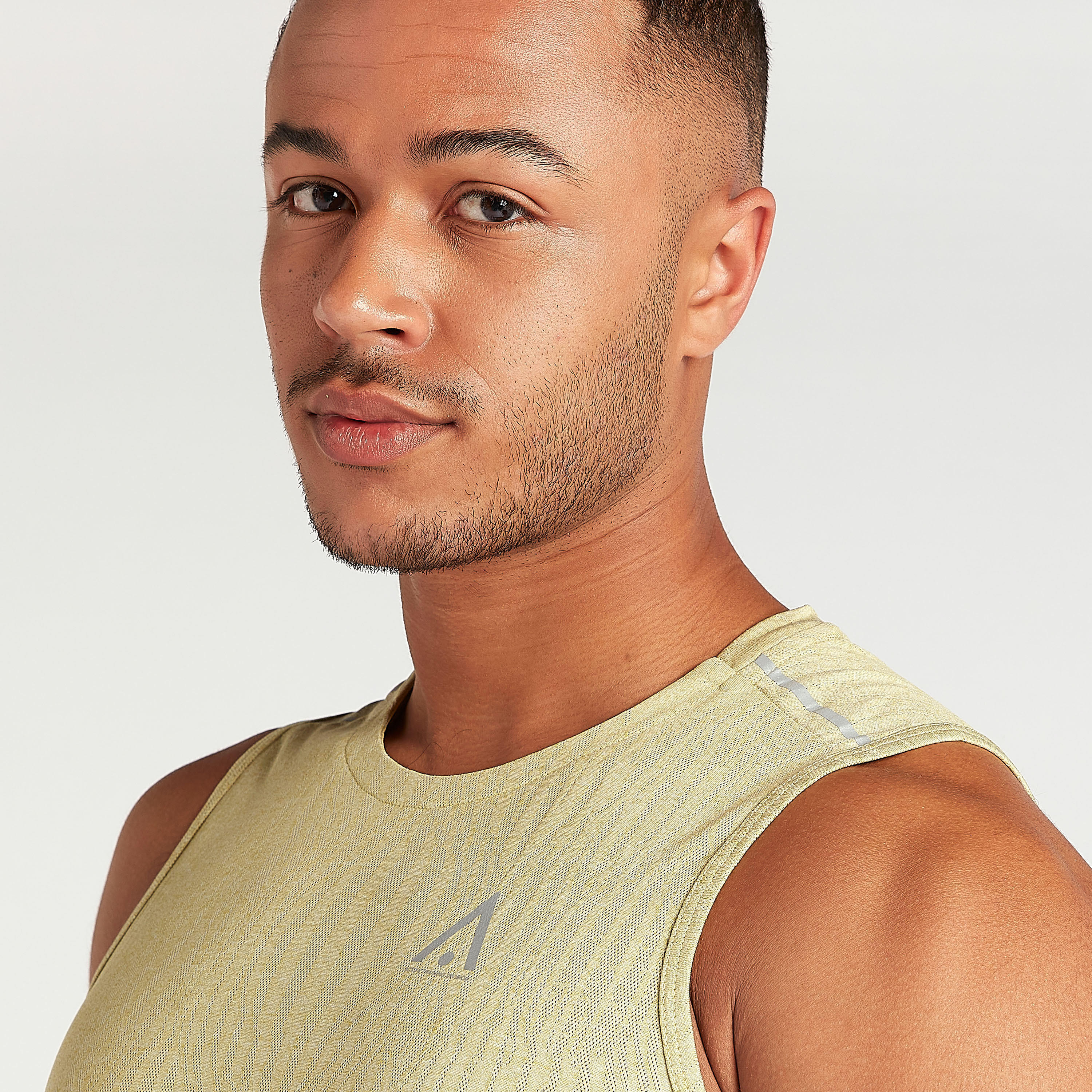 Logo Printed Crew Neck Sleeveless Vest-men-clothing-sportswearandactivewear-tshirtsandpolos-image-3