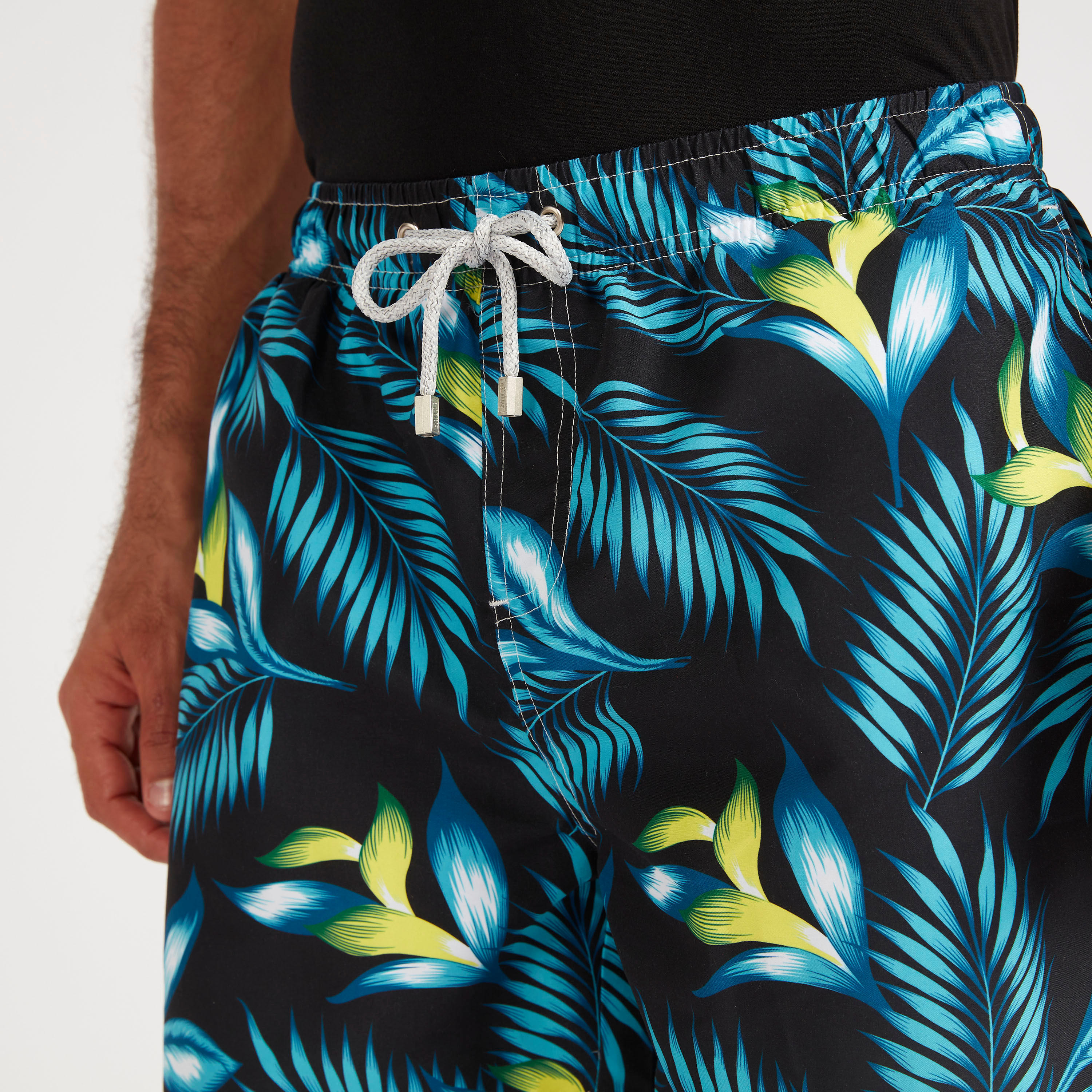 شورت بطبعات ورباط إغلاق وجيوب-men-clothing-bottoms-shorts-image-2