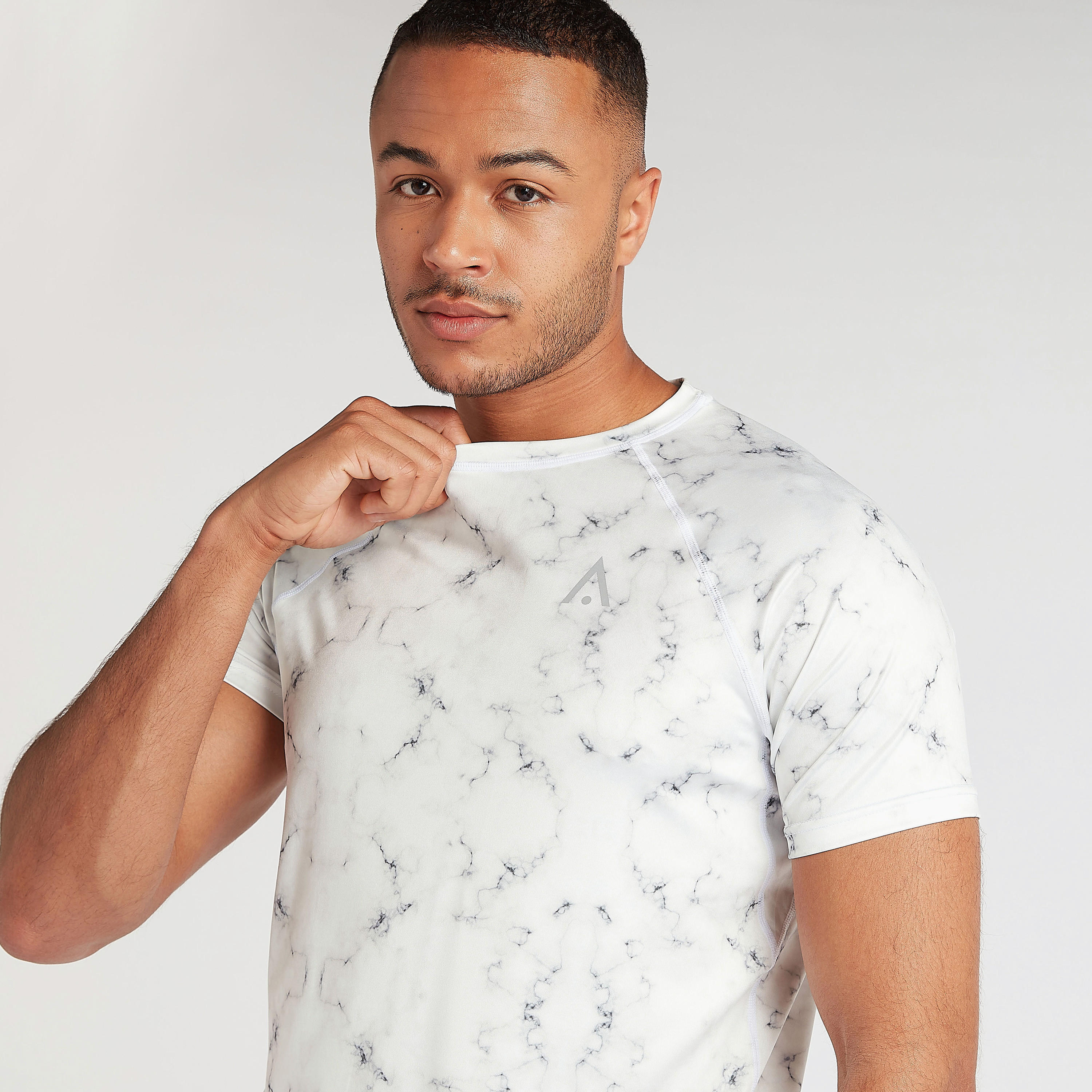 Printed Crew Neck T-shirt with Short Sleeves-men-clothing-sportswearandactivewear-tshirtsandpolos-image-5