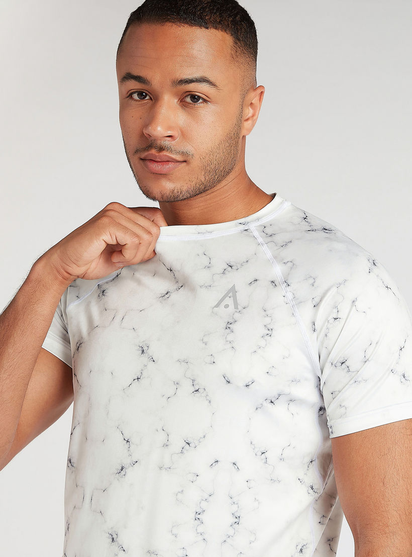 Printed Crew Neck T-shirt with Short Sleeves-men-clothing-sportswearandactivewear-tshirtsandpolos-image-5