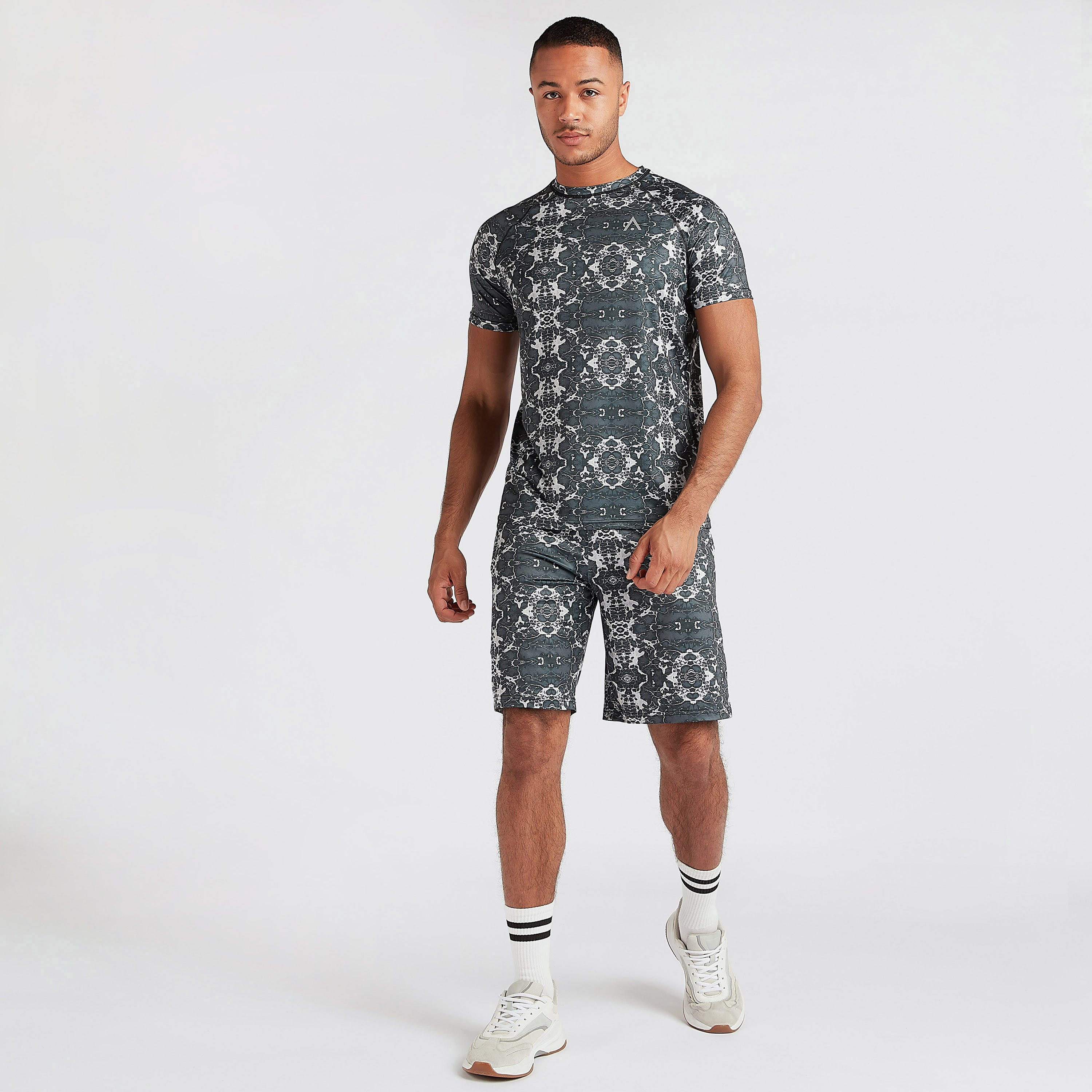 Printed Crew Neck T-shirt with Short Sleeves-men-clothing-sportswearandactivewear-tshirtsandpolos-image-3