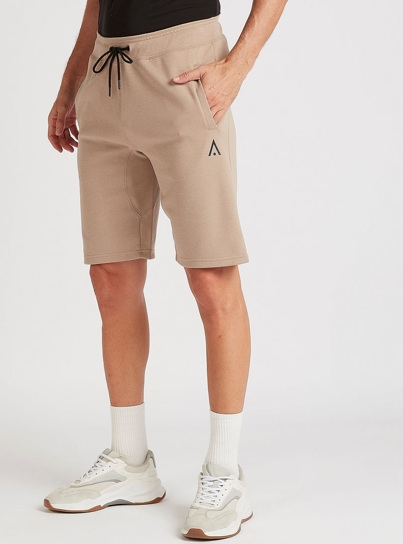 شورت سادة برباط إغلاق وجيوب-men-clothing-sportswearandactivewear-bottoms-image-4