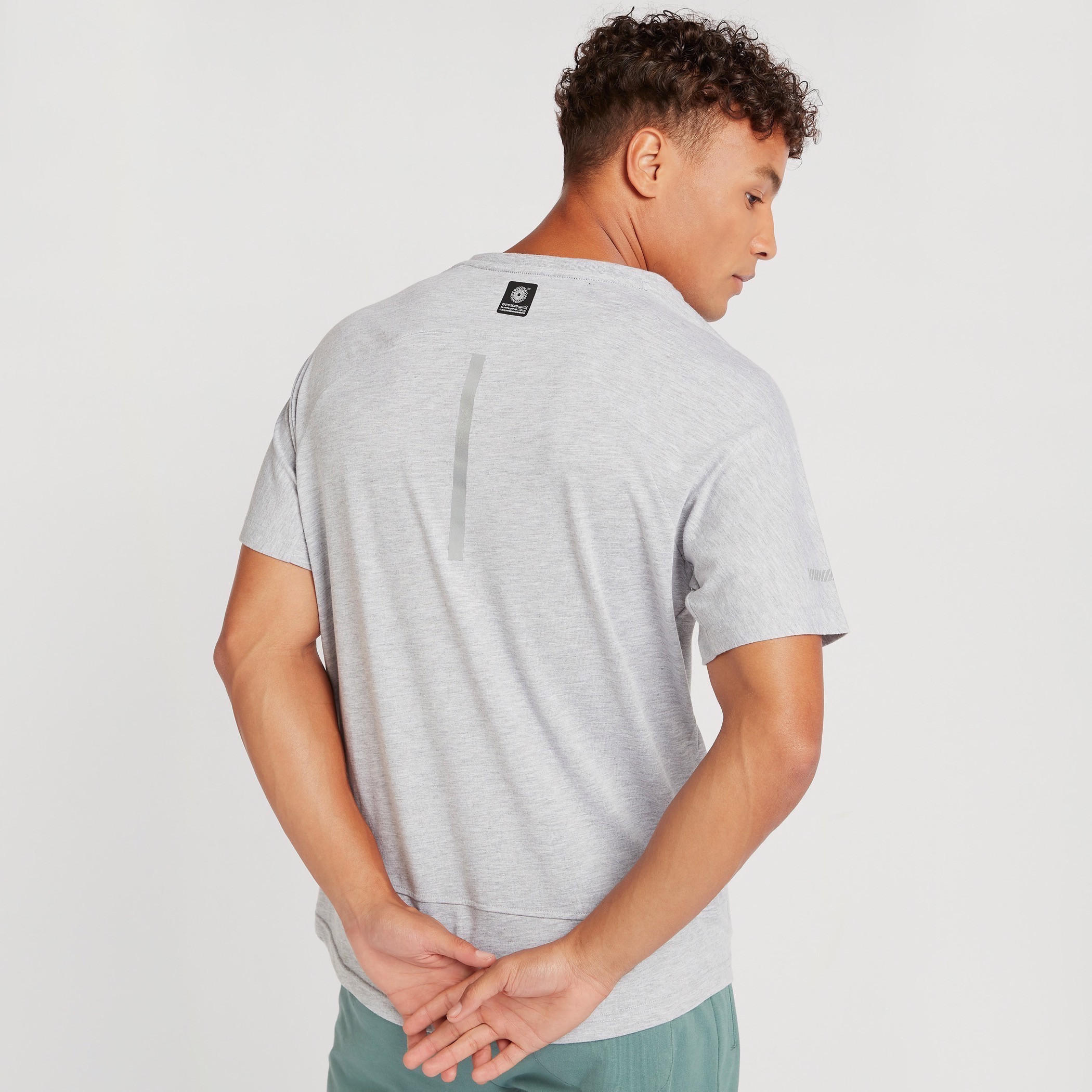 Solid T-shirt with Raglan Sleeves and Crew Neck-men-clothing-sportswearandactivewear-tshirtsandpolos-image-4