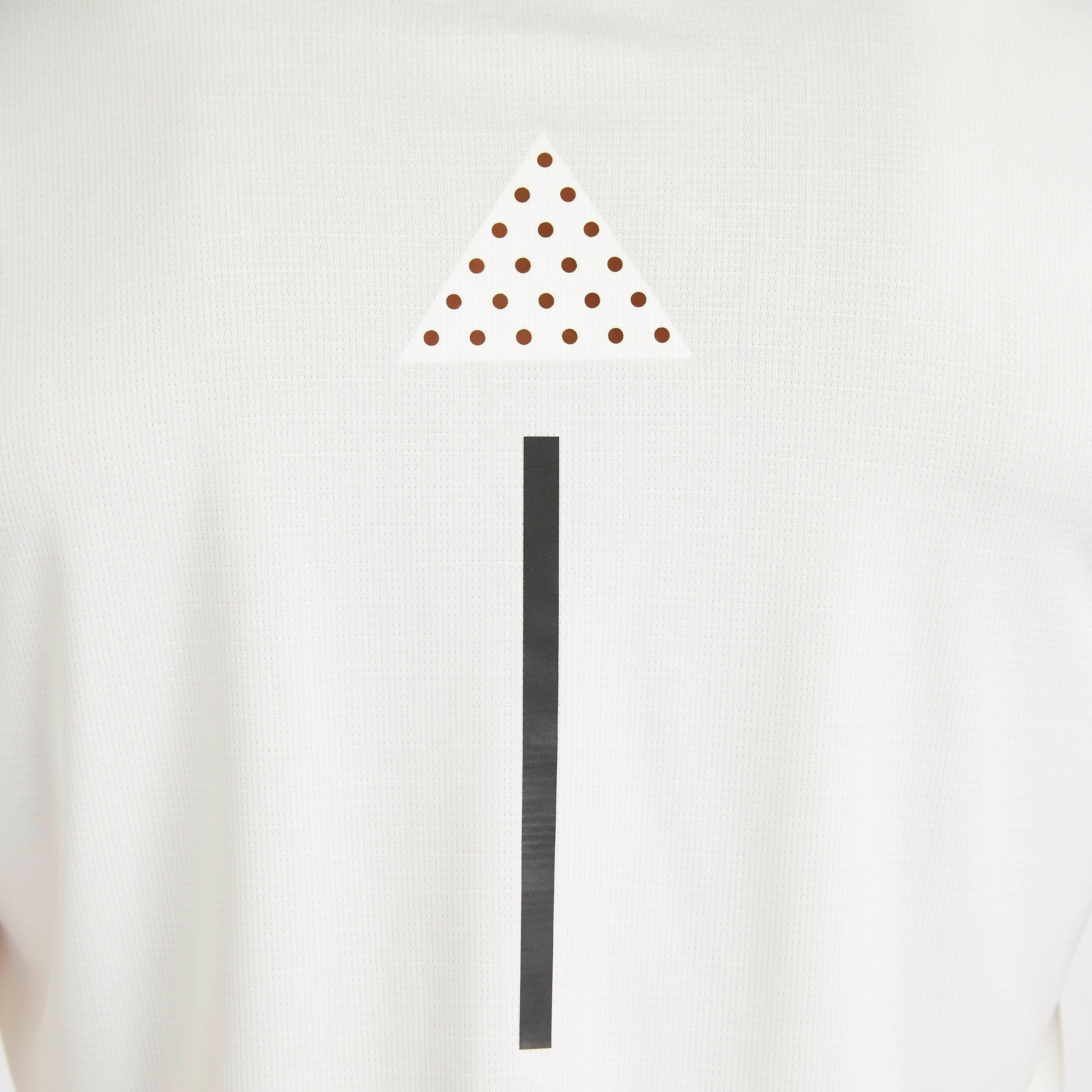 تيشيرت سادة بياقة ضيّقة وأكمام قصيرة-men-clothing-sportswearandactivewear-tshirtsandpolos-image-2