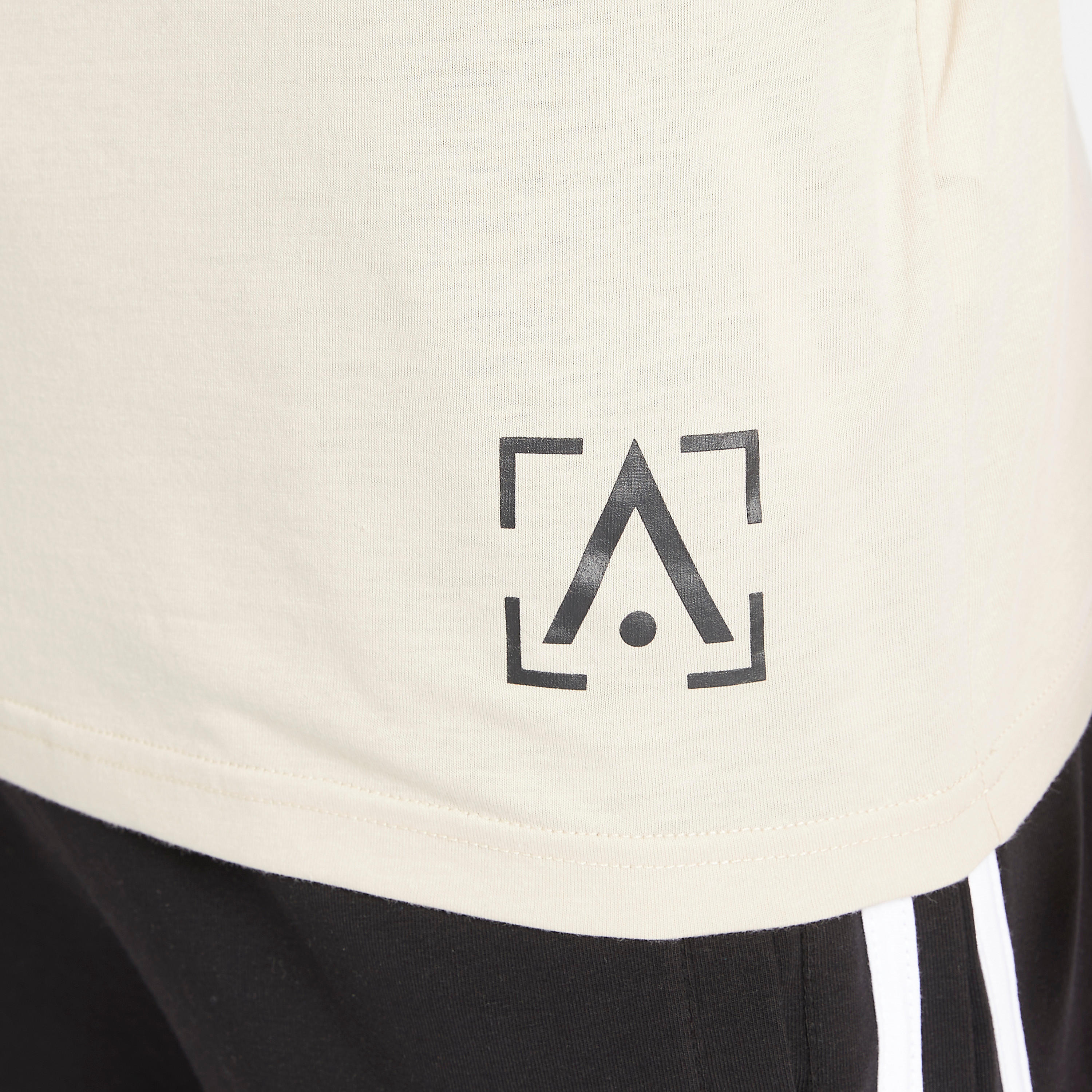 تيشيرت دون أكمام بقبّعة-men-clothing-sportswearandactivewear-tshirtsandpolos-image-4