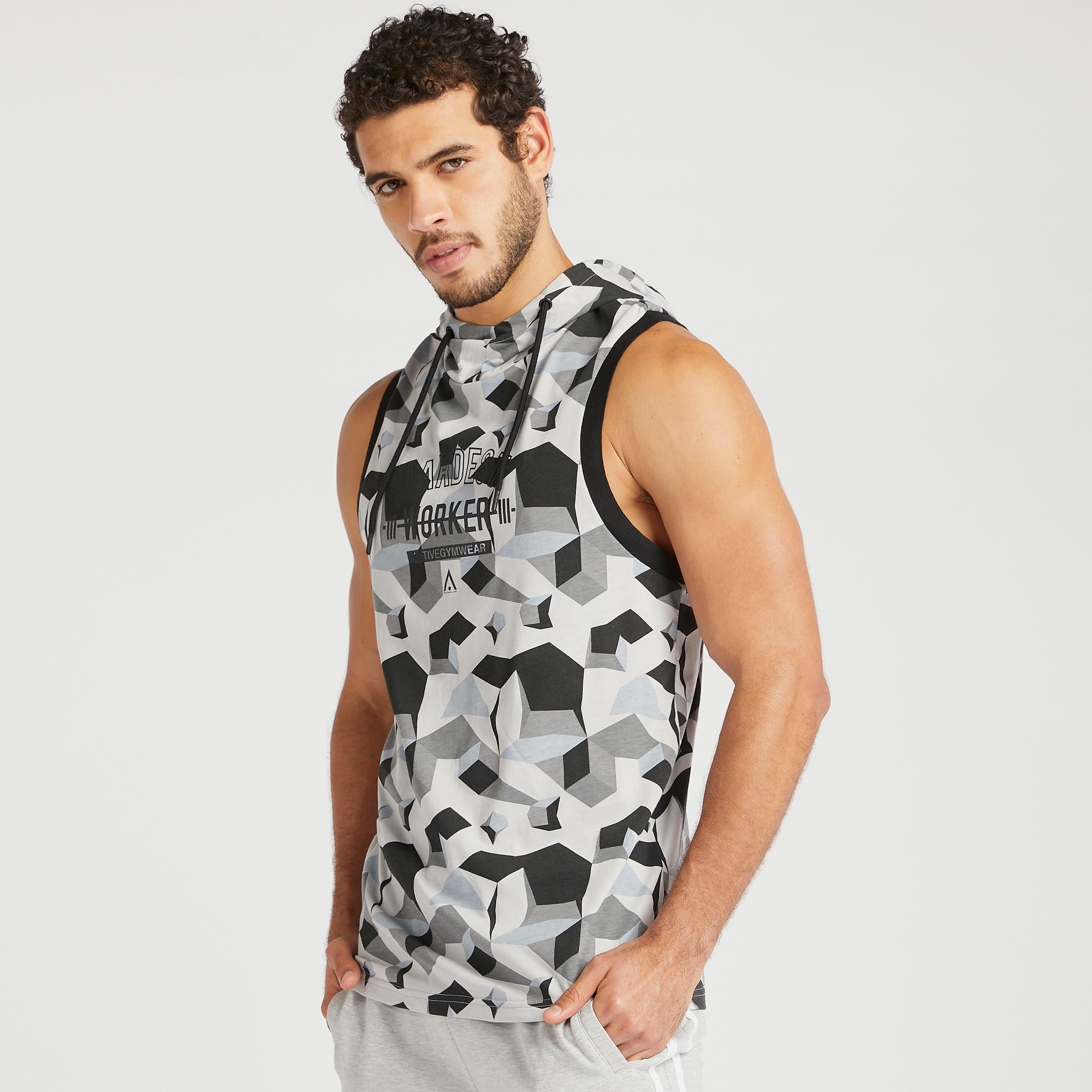 هودي دون أكمام بطبعات وتفاصيل رباط-men-winterwear-hoodiesandsweatshirts-image-6