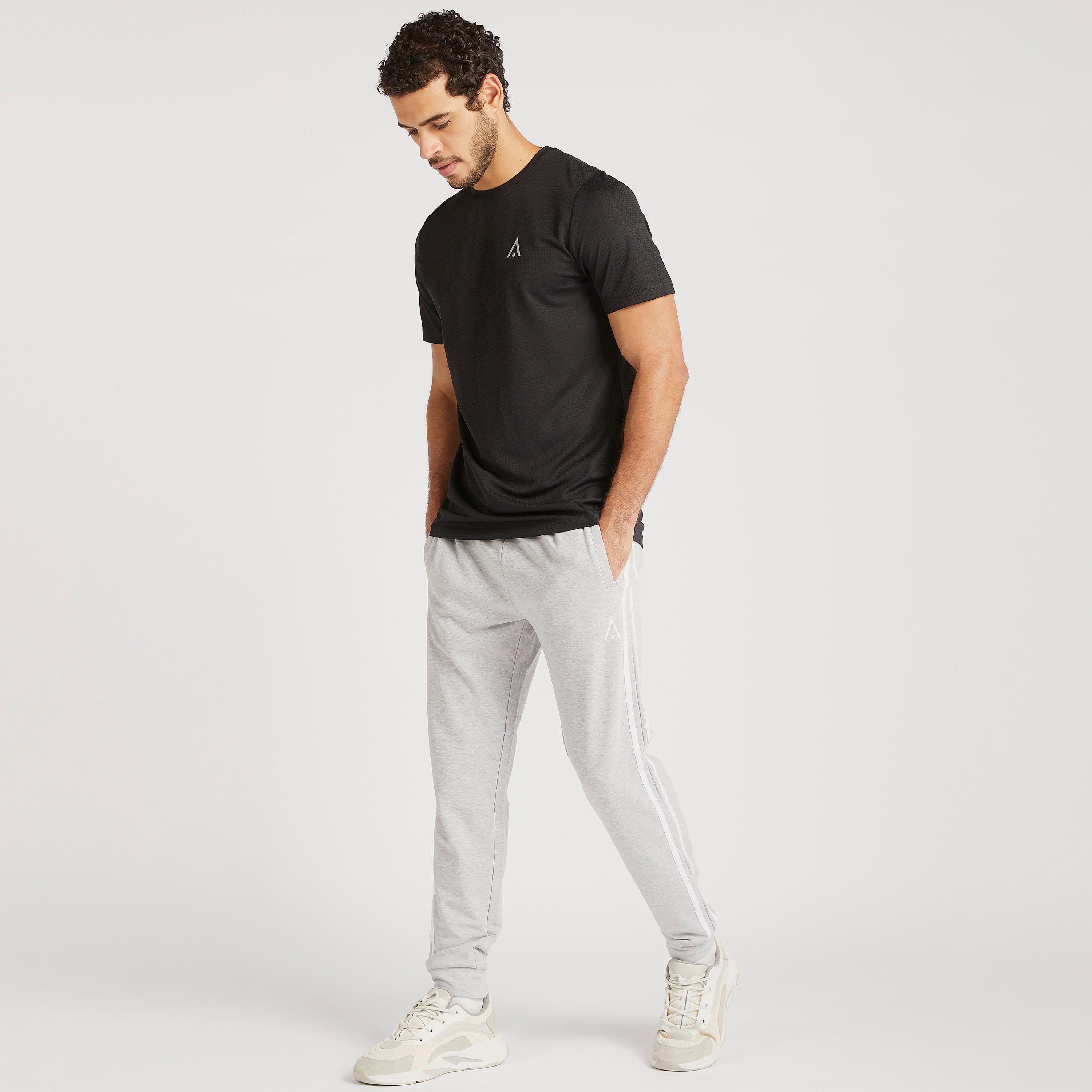 Solid Crew Neck T-shirt with Short Sleeves-men-clothing-sportswearandactivewear-tshirtsandpolos-image-2