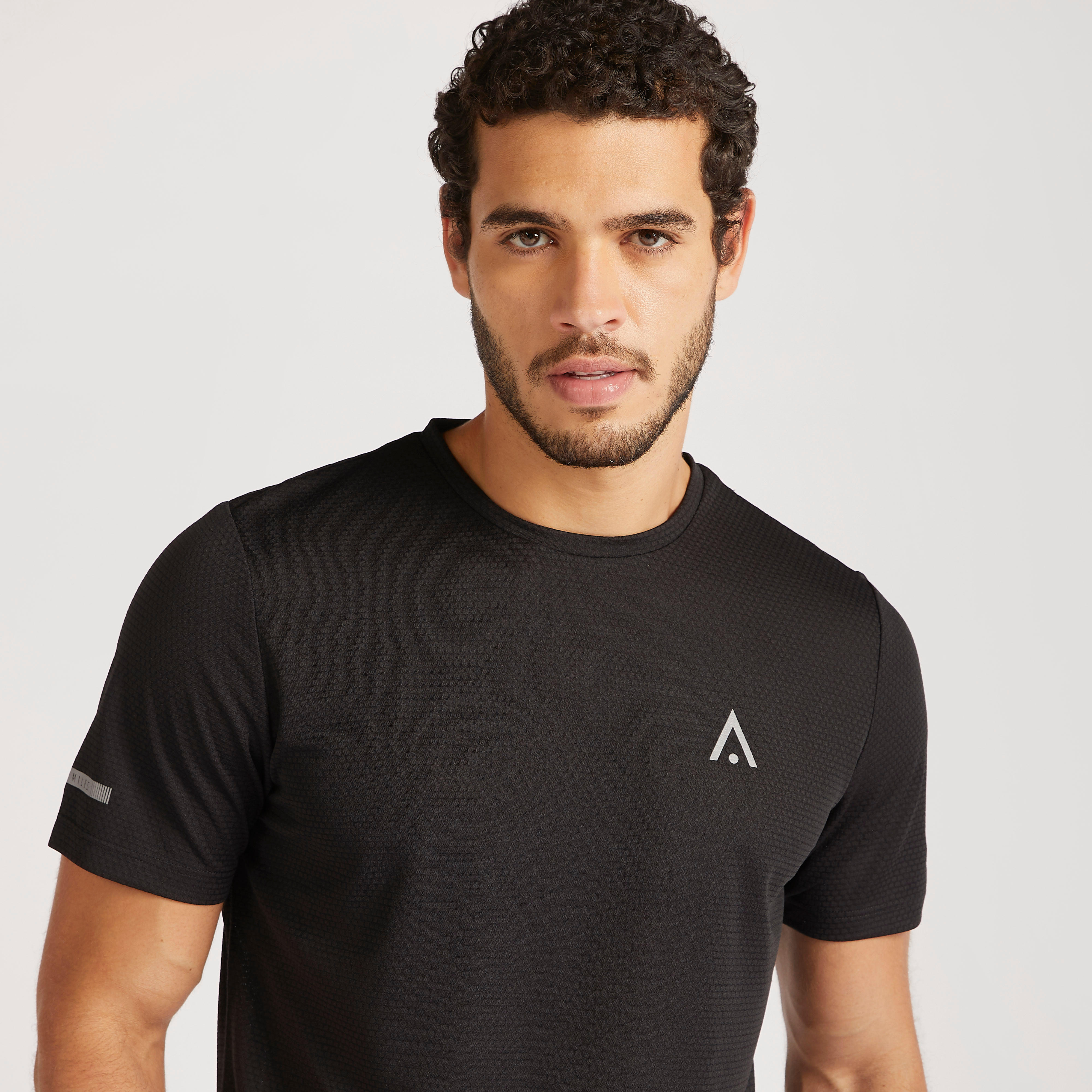 Solid Crew Neck T-shirt with Short Sleeves-men-clothing-sportswearandactivewear-tshirtsandpolos-image-3