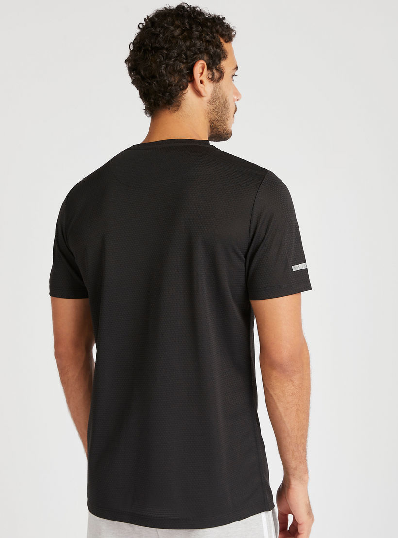 Solid Crew Neck T-shirt with Short Sleeves-men-clothing-sportswearandactivewear-tshirtsandpolos-image-4
