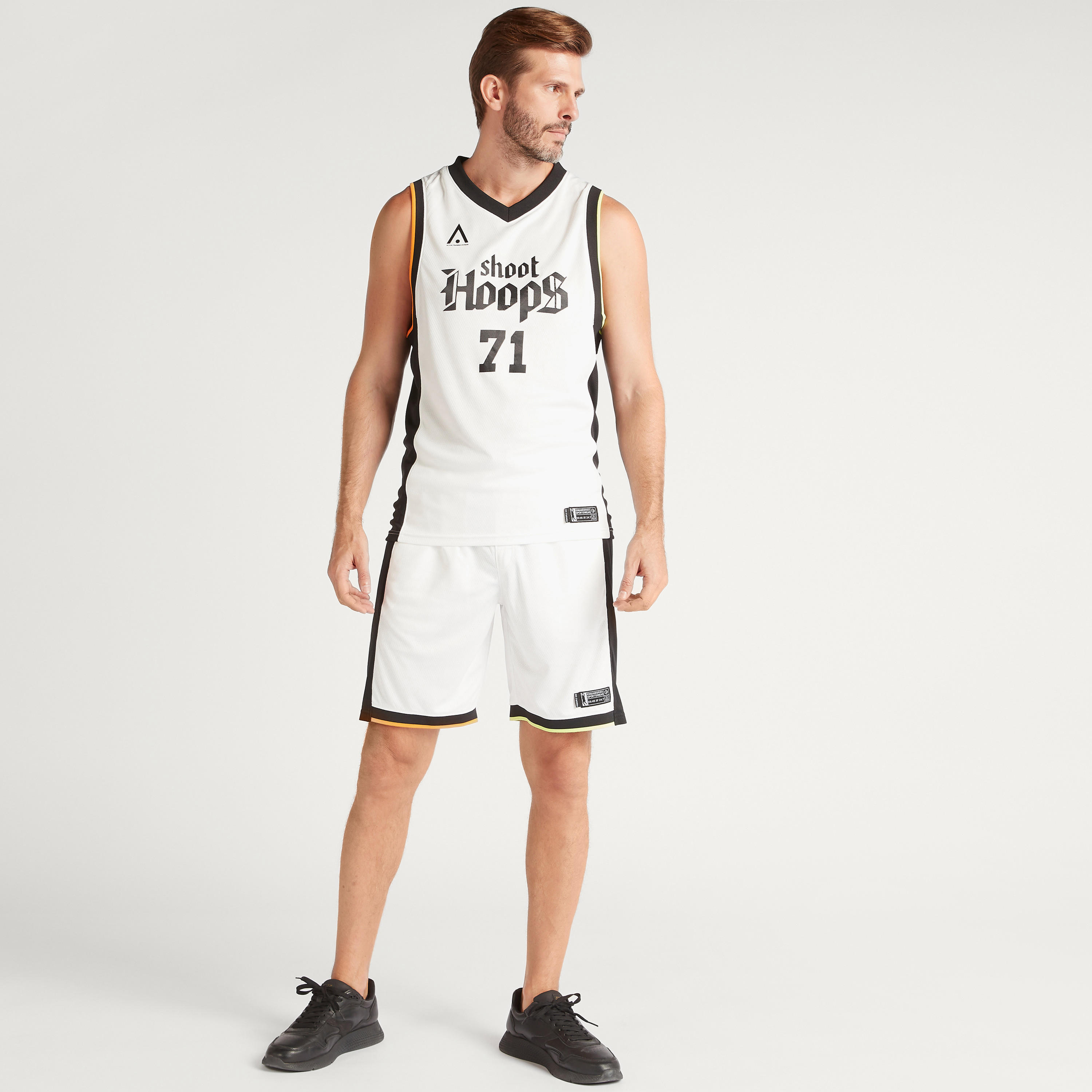 Printed V-neck Vest-men-clothing-sportswearandactivewear-tshirtsandpolos-image-2