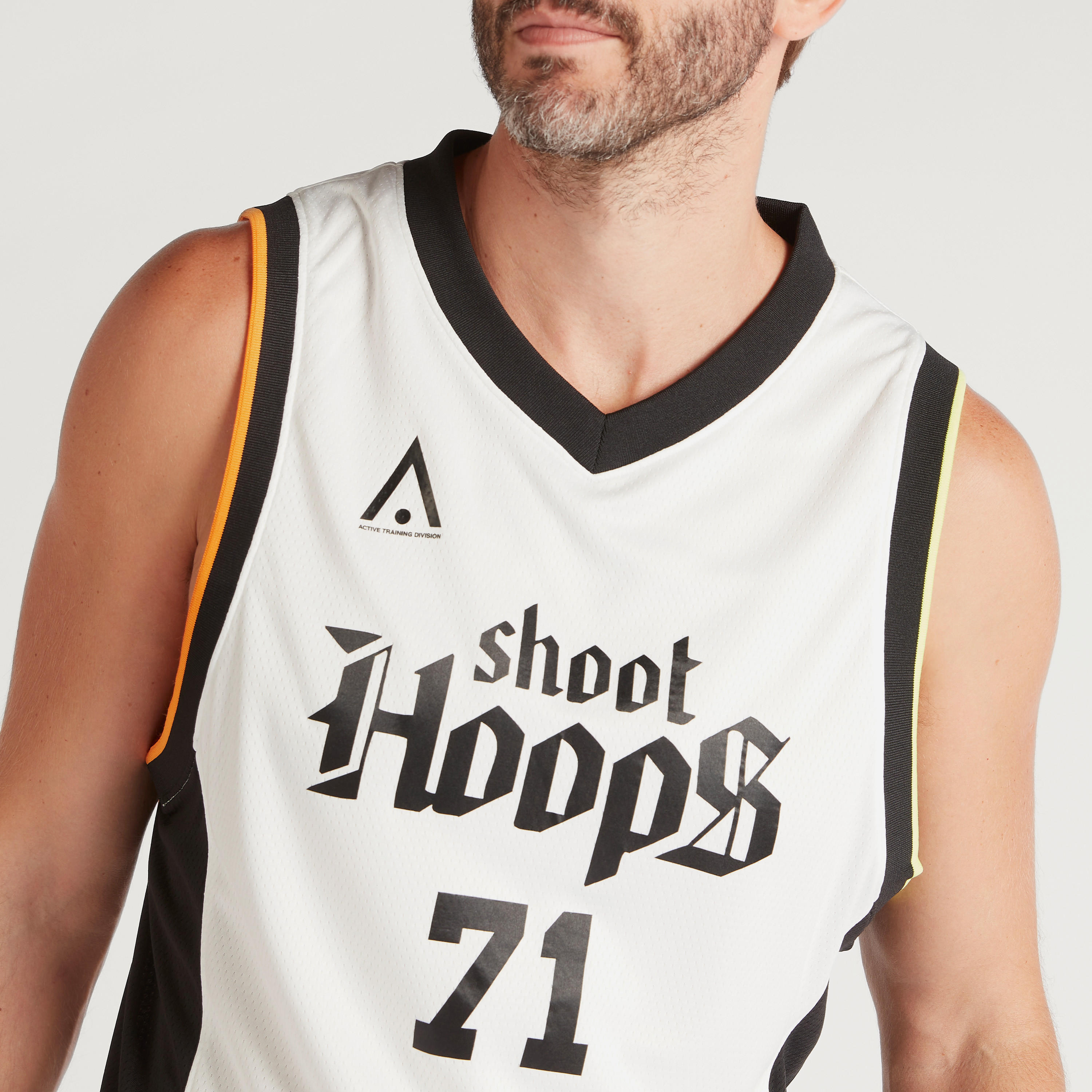 Printed V-neck Vest-men-clothing-sportswearandactivewear-tshirtsandpolos-image-3