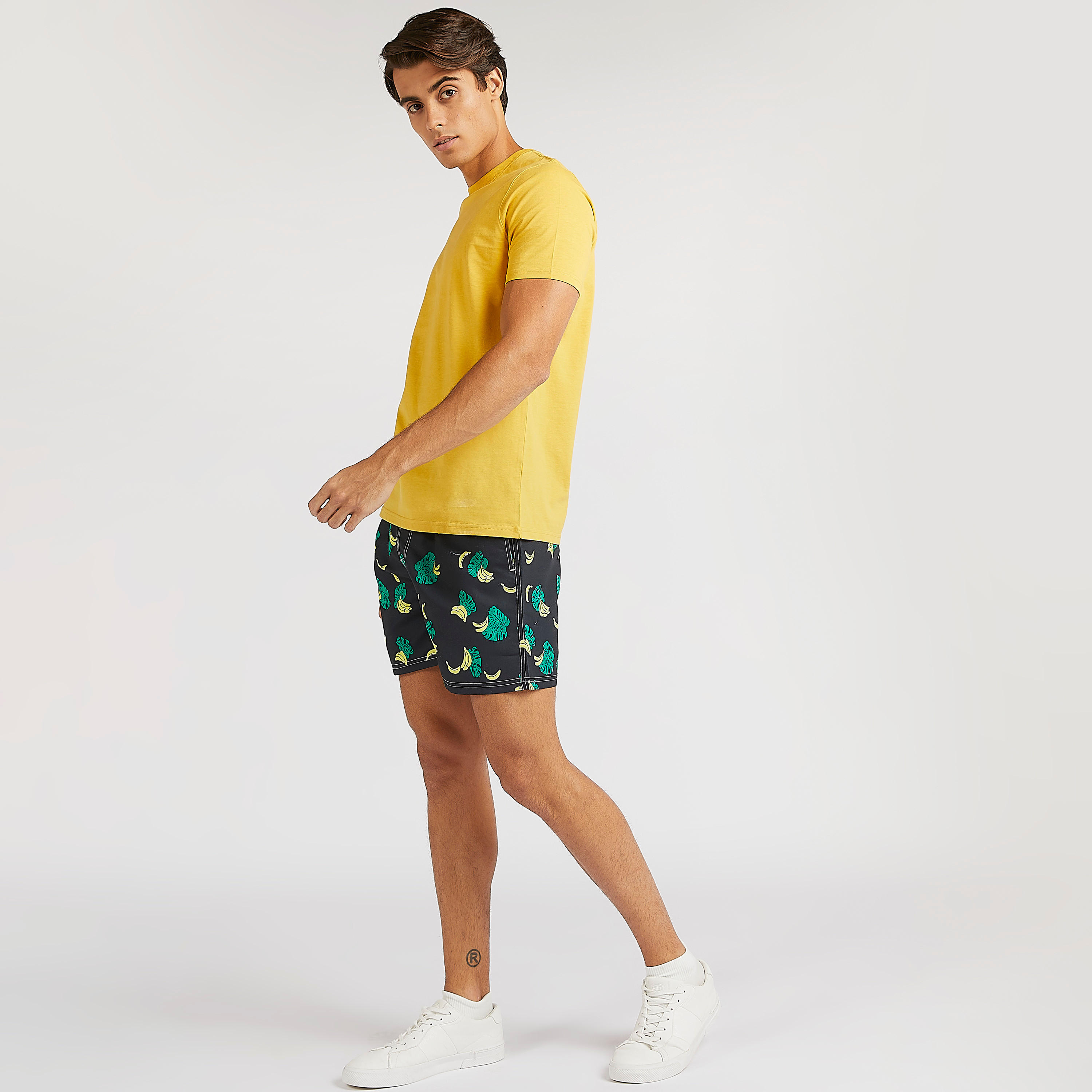 شورت برباط إغلاق وجيوب وطبعات-men-clothing-bottoms-shorts-image-2