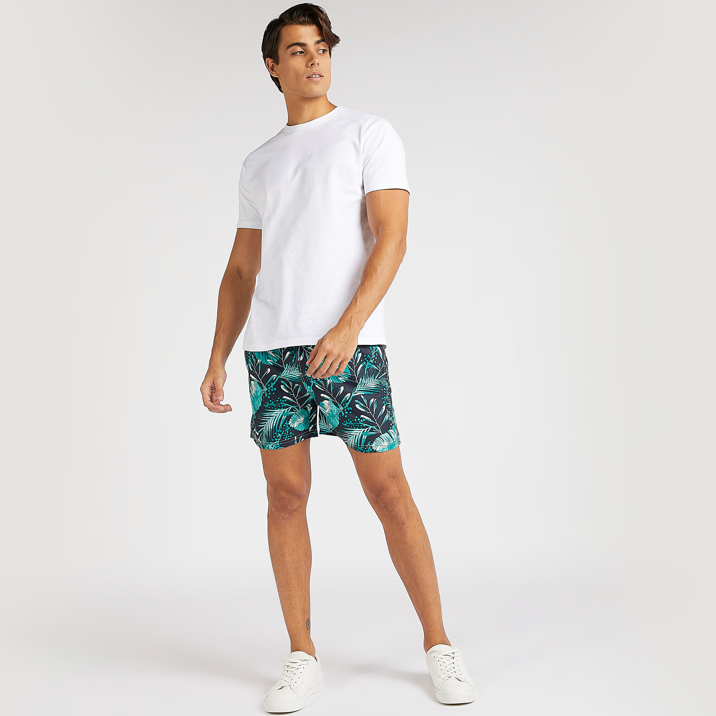 Tropical Print Shorts with Drawstring Closure and Pockets-men-clothing-sportswearandactivewear-bottoms-image-2