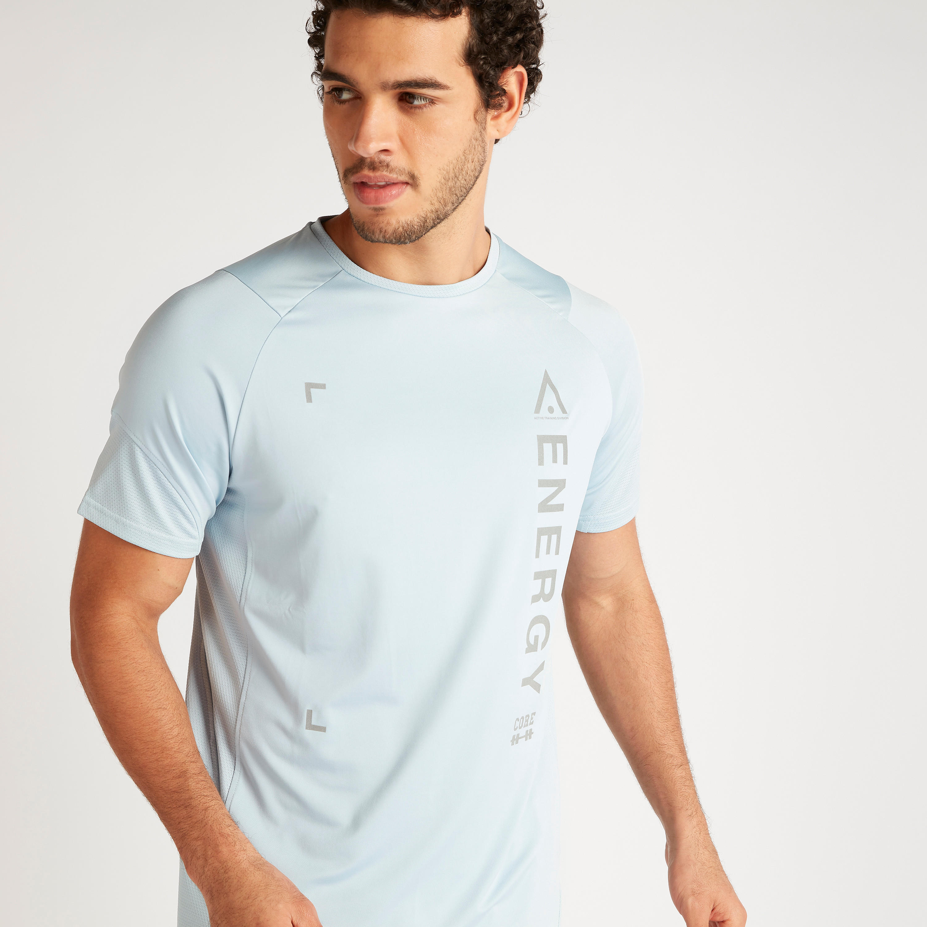 تيشيرت بياقة ضيّقة وأكمام قصيرة وطبعات-men-clothing-sportswearandactivewear-tshirtsandpolos-image-6