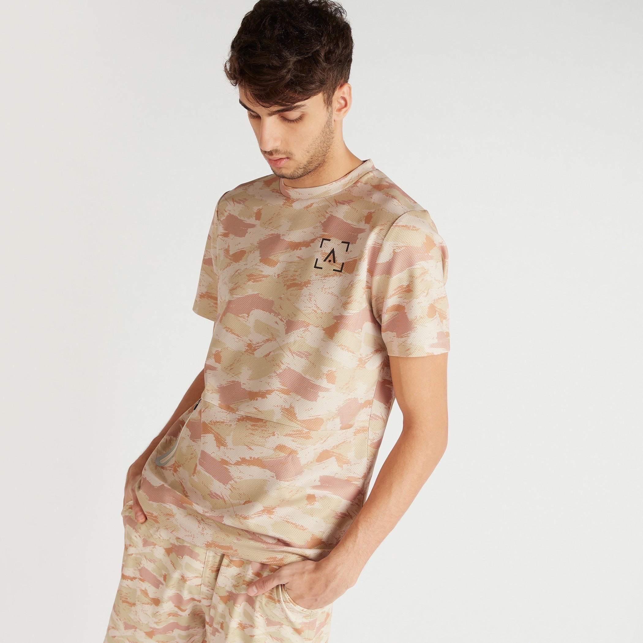 All-Over Print T-shirt with Short Sleeves and Zipper Pocket-men-clothing-sportswearandactivewear-tshirtsandpolos-image-3