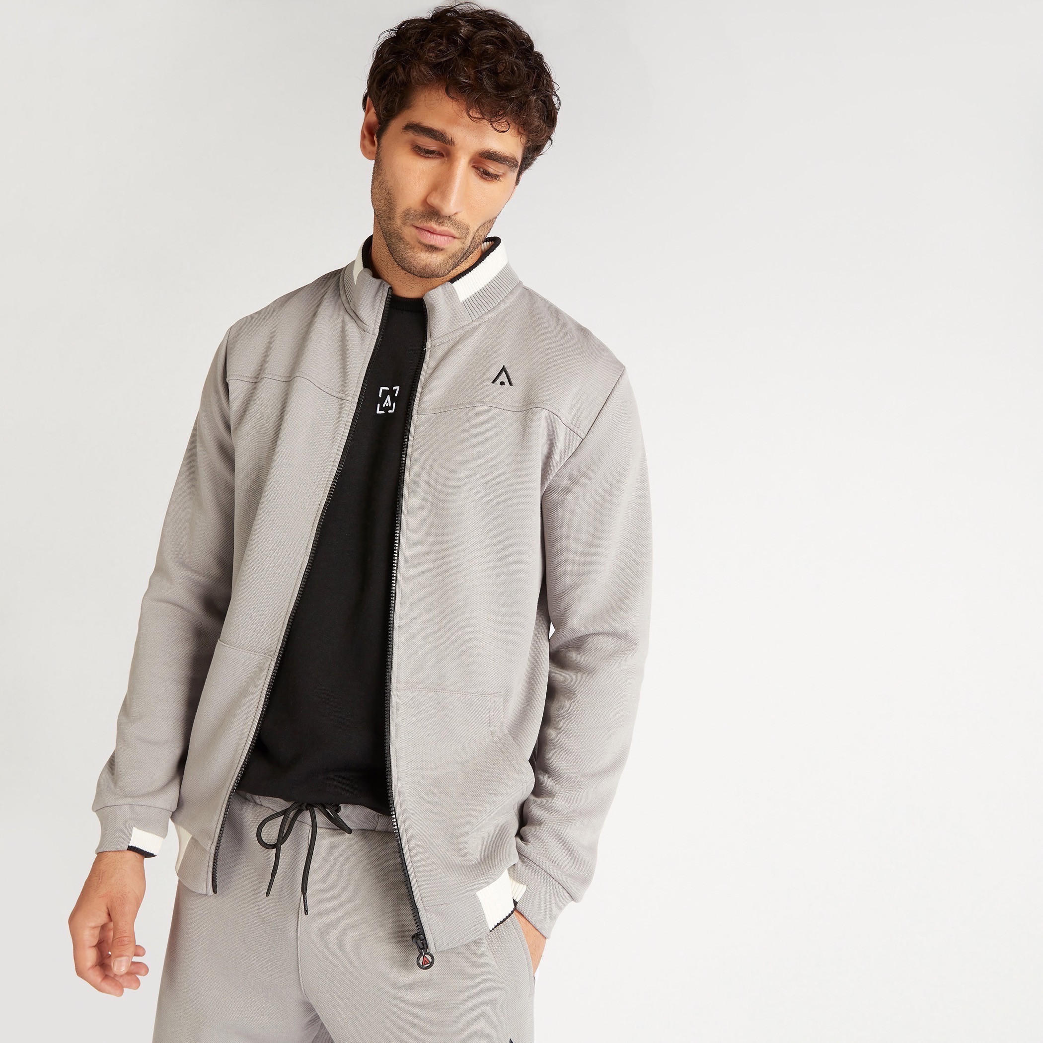 جاكيت سادة بسحّاب وأكمام طويلة-men-clothing-jacketsandblazers-jackets-image-7