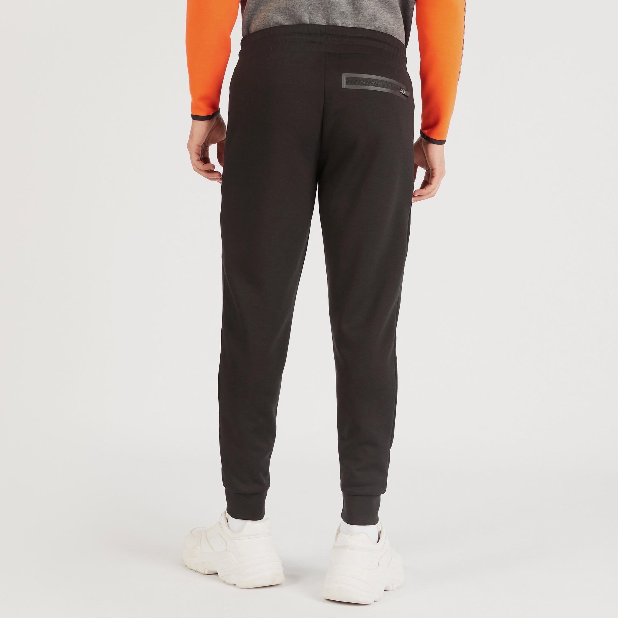 بنطلون رياضي سادة بجيوب ورباط إغلاق-men-clothing-sportswearandactivewear-bottoms-image-1